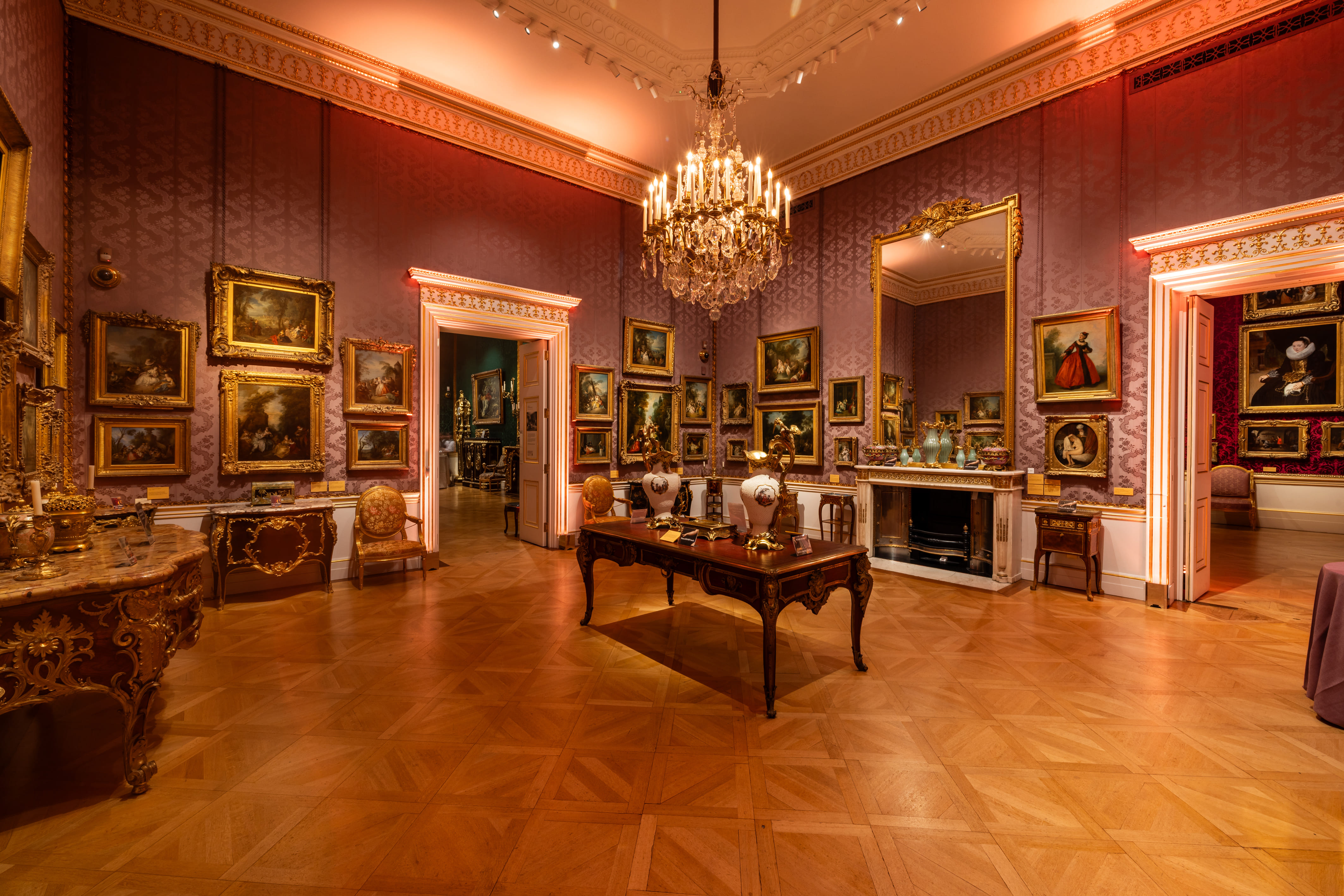 The Drawing Room Suite 3