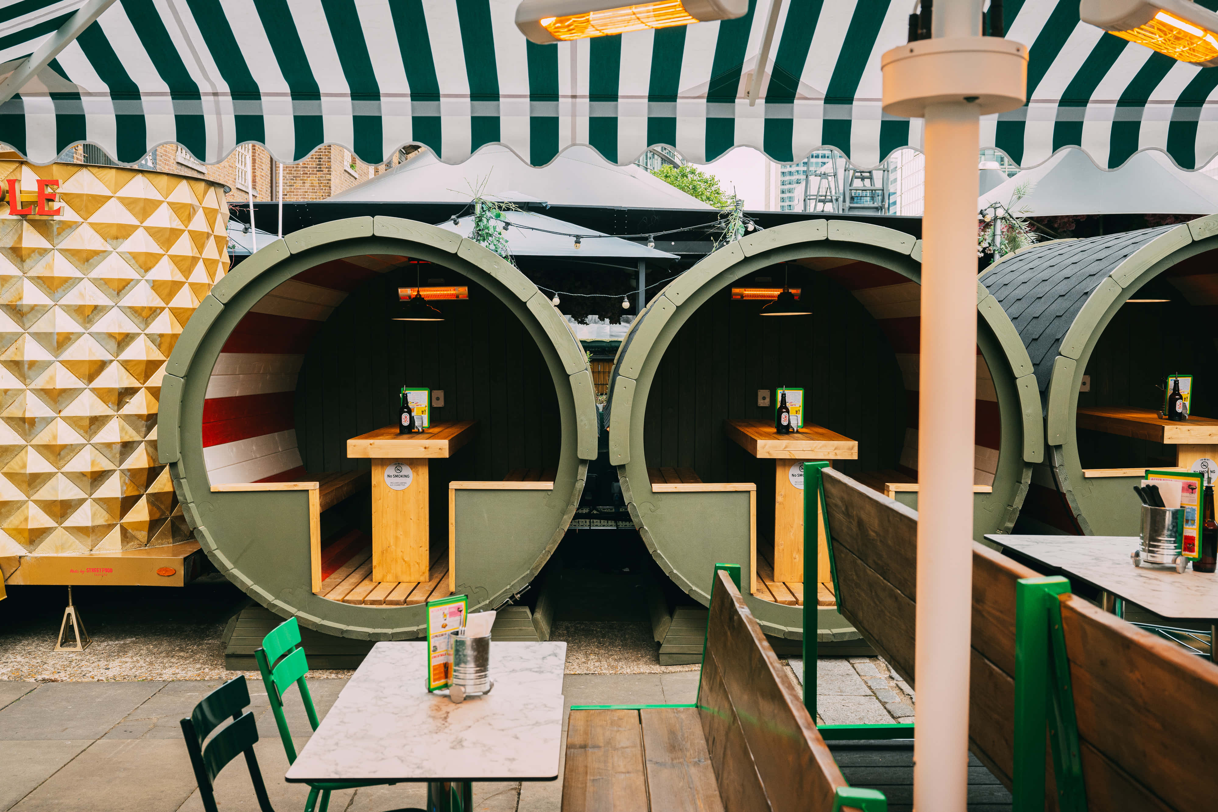 Sunny Quayside Terrace 2