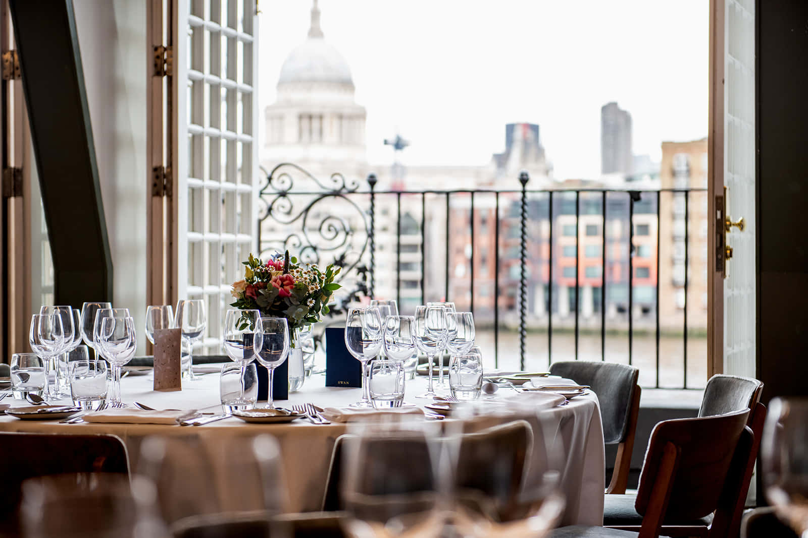 The Balcony Room 3D tour