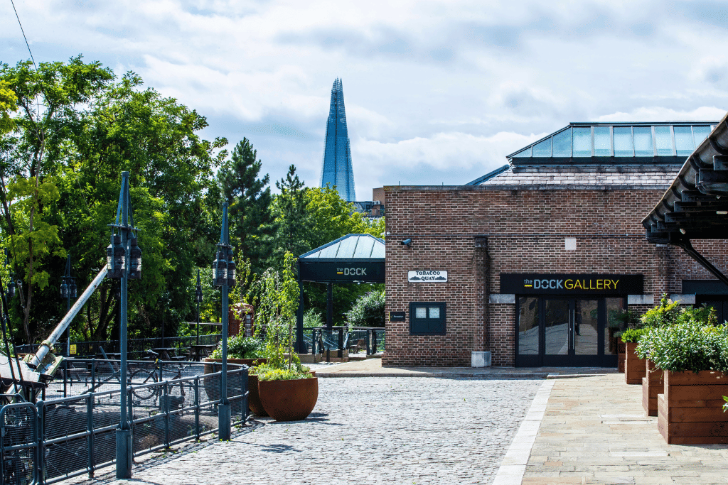 Dock Gallery 3D tour