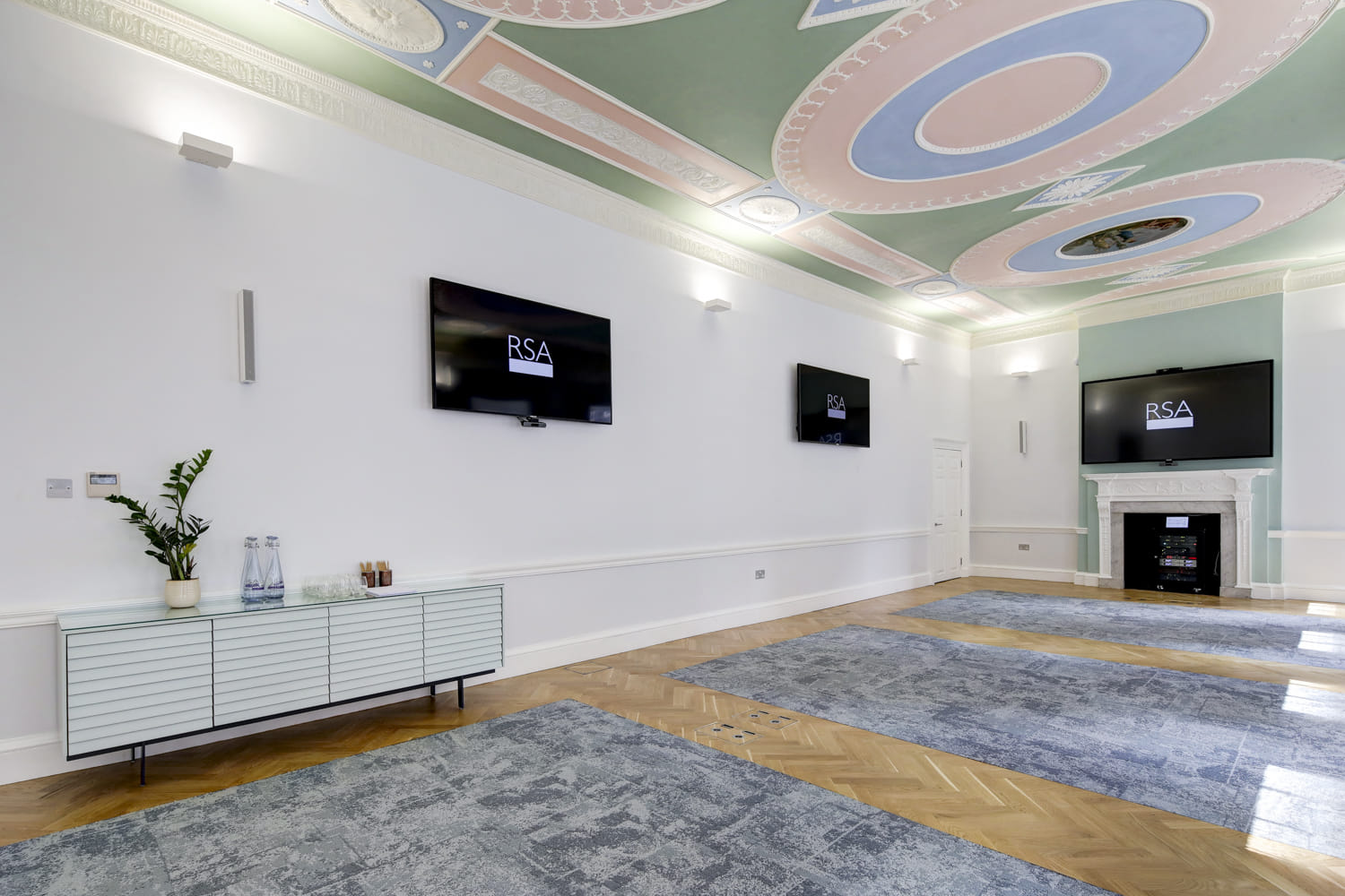 The Prince Philip Room 4