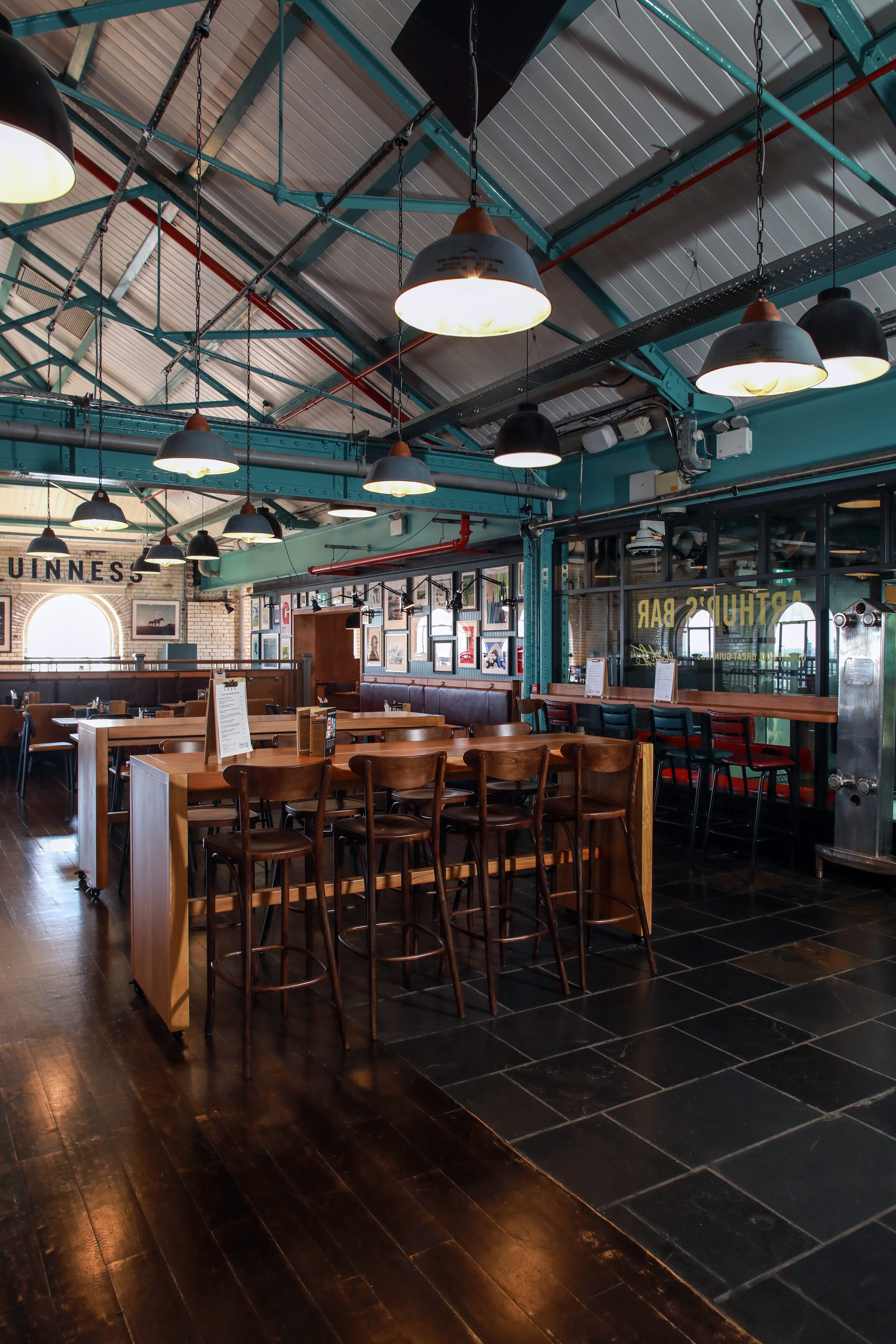 Arthur's Bar 2