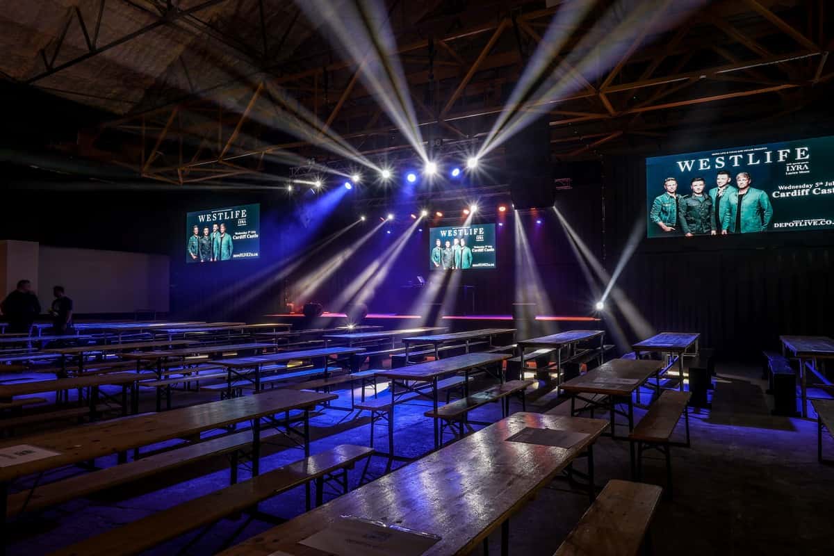 Treeside & Main Space 7