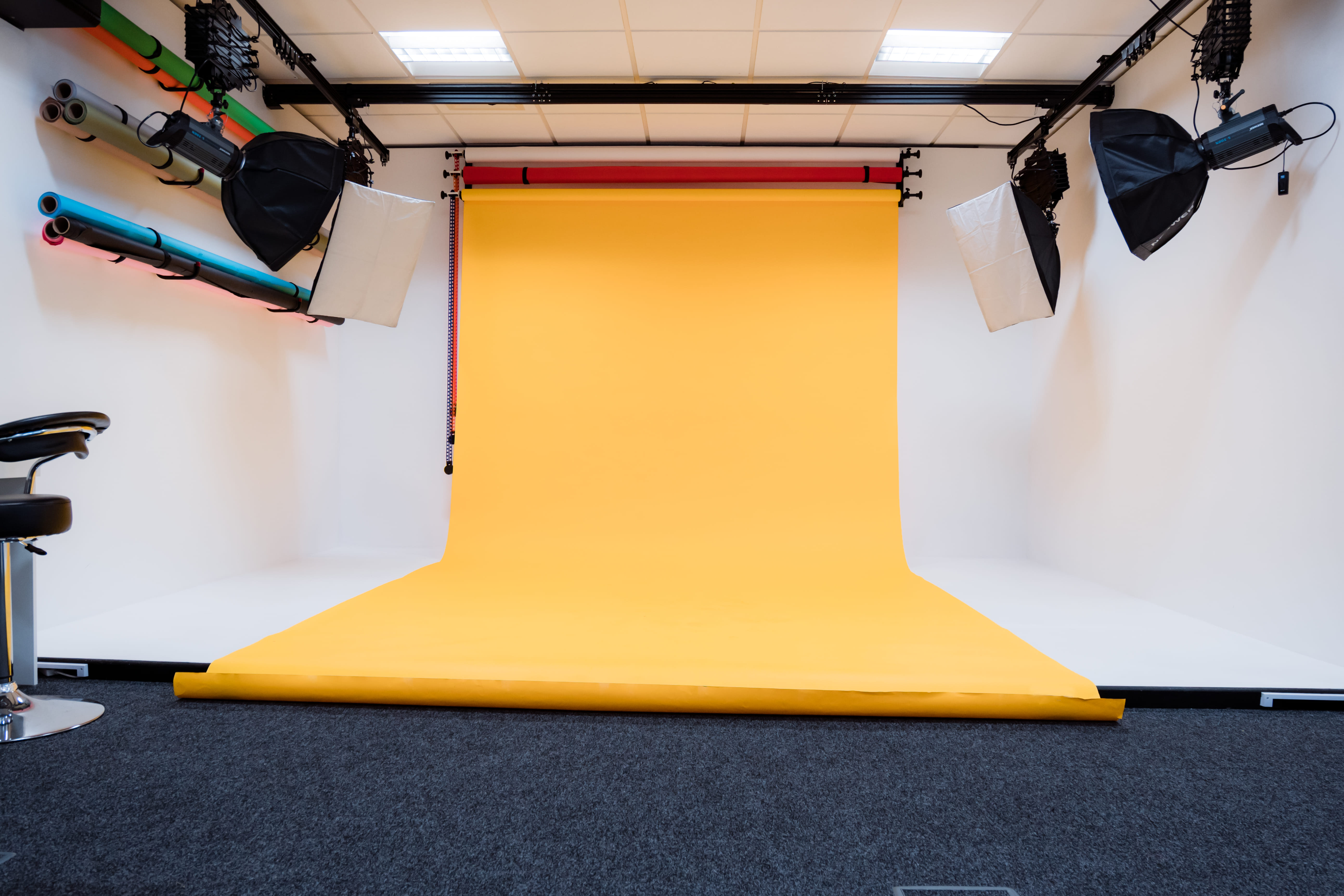 Photography & Flim Studio 7