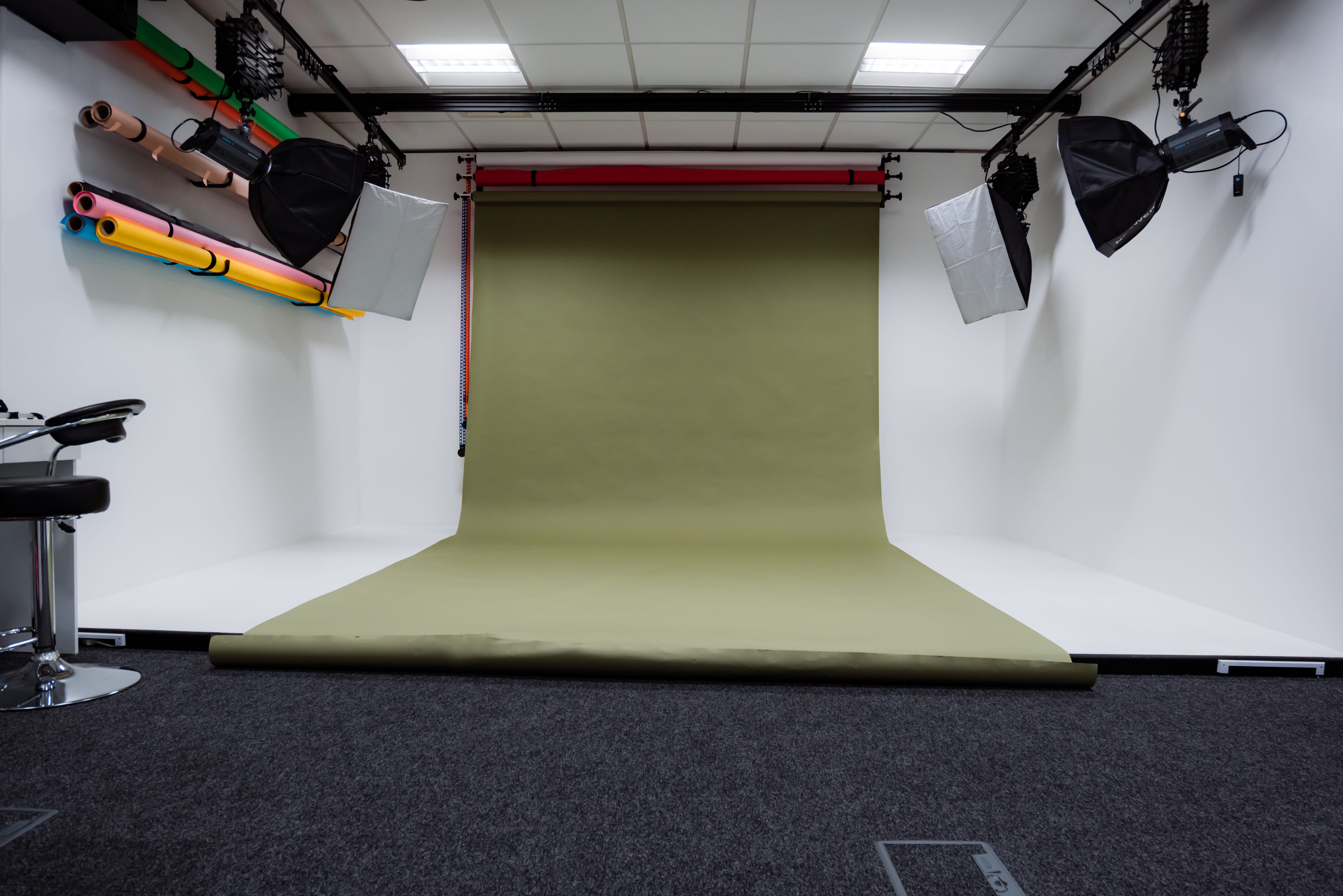 Photography & Flim Studio 5