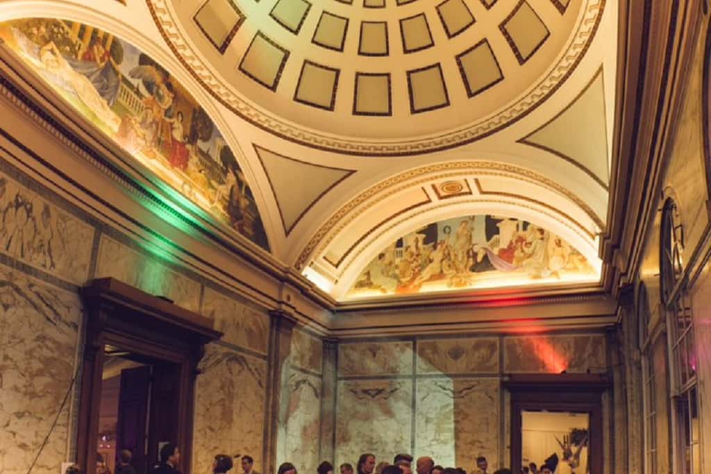 Kenny Gallery, Landing and Balcony 3