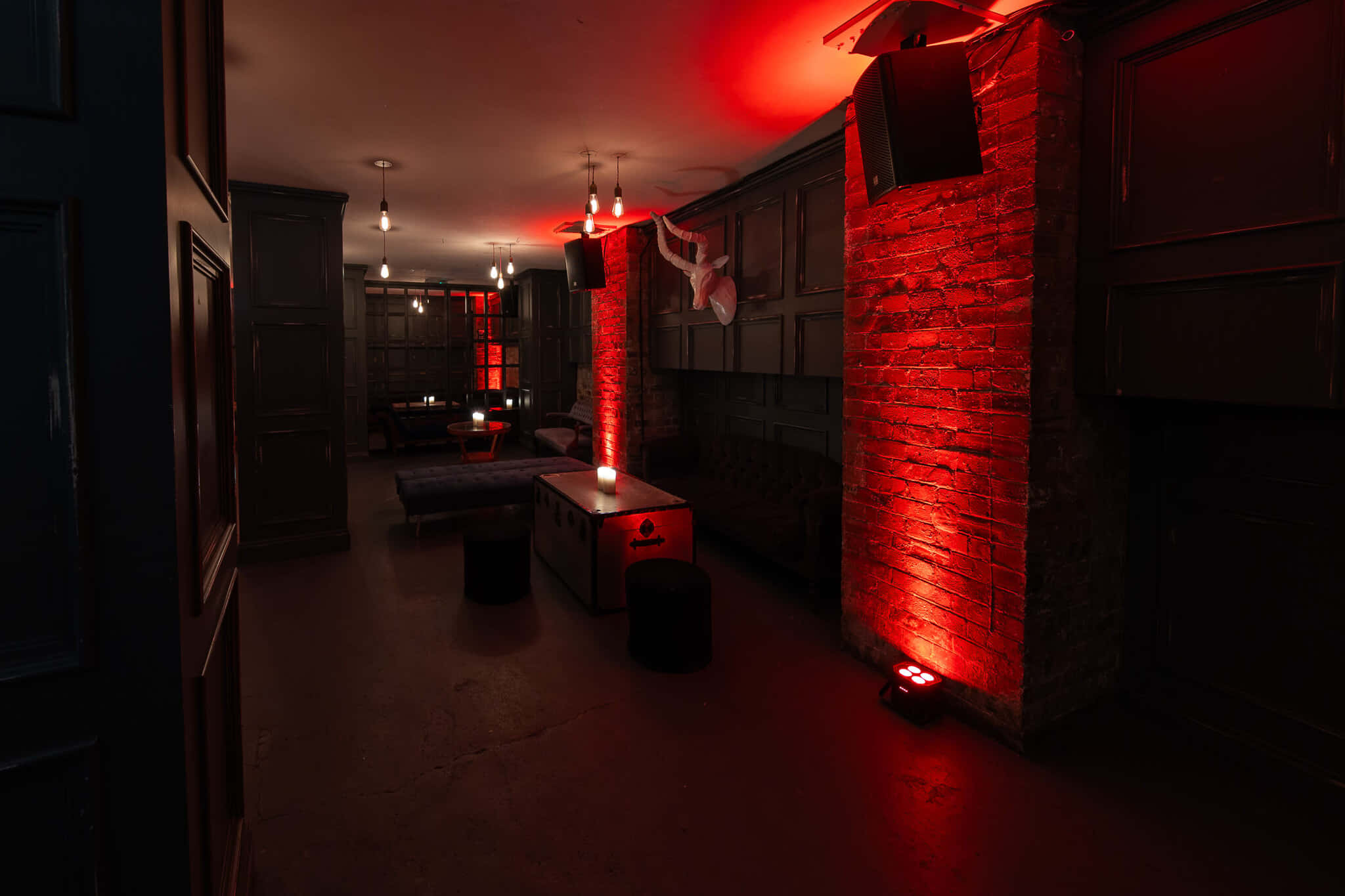 Room Through The Looking Glass 11