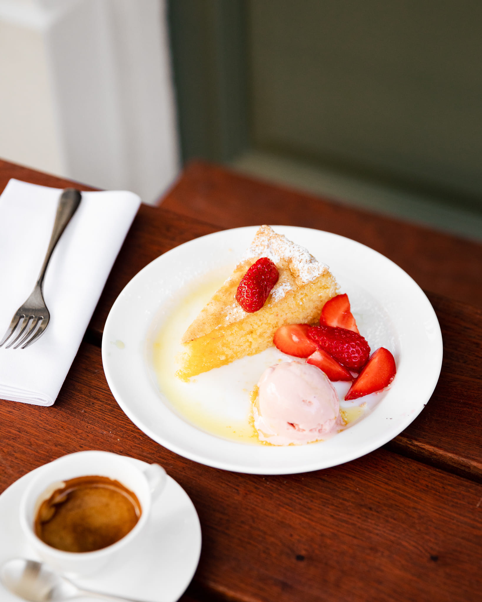 Group Dining & Drinks 5