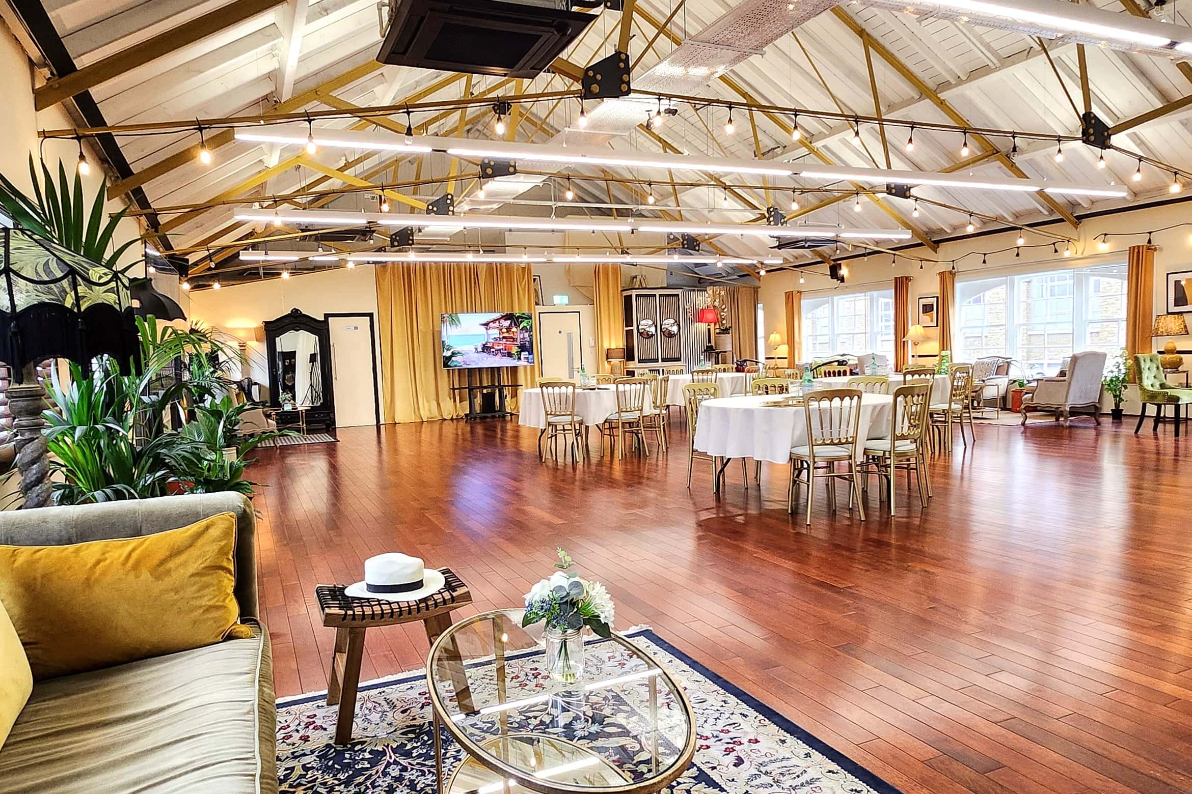 The New Victorian Loft 19