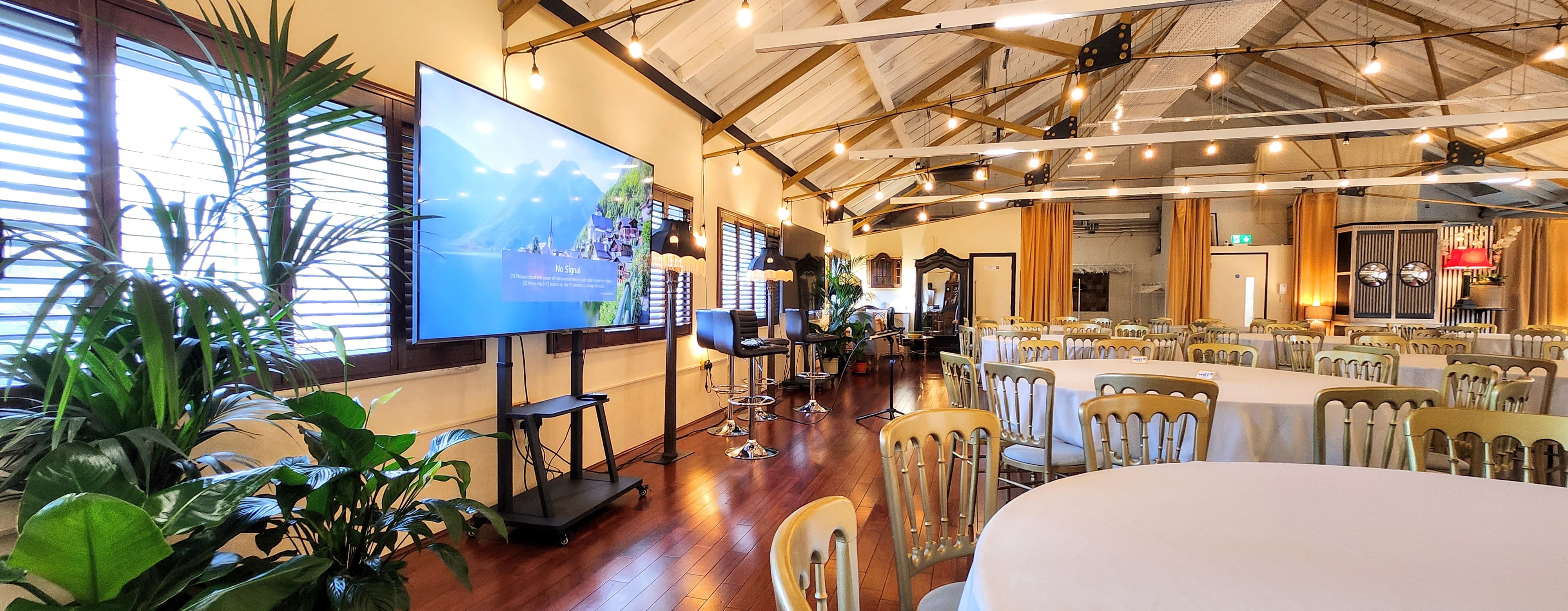 The New Victorian Loft 36