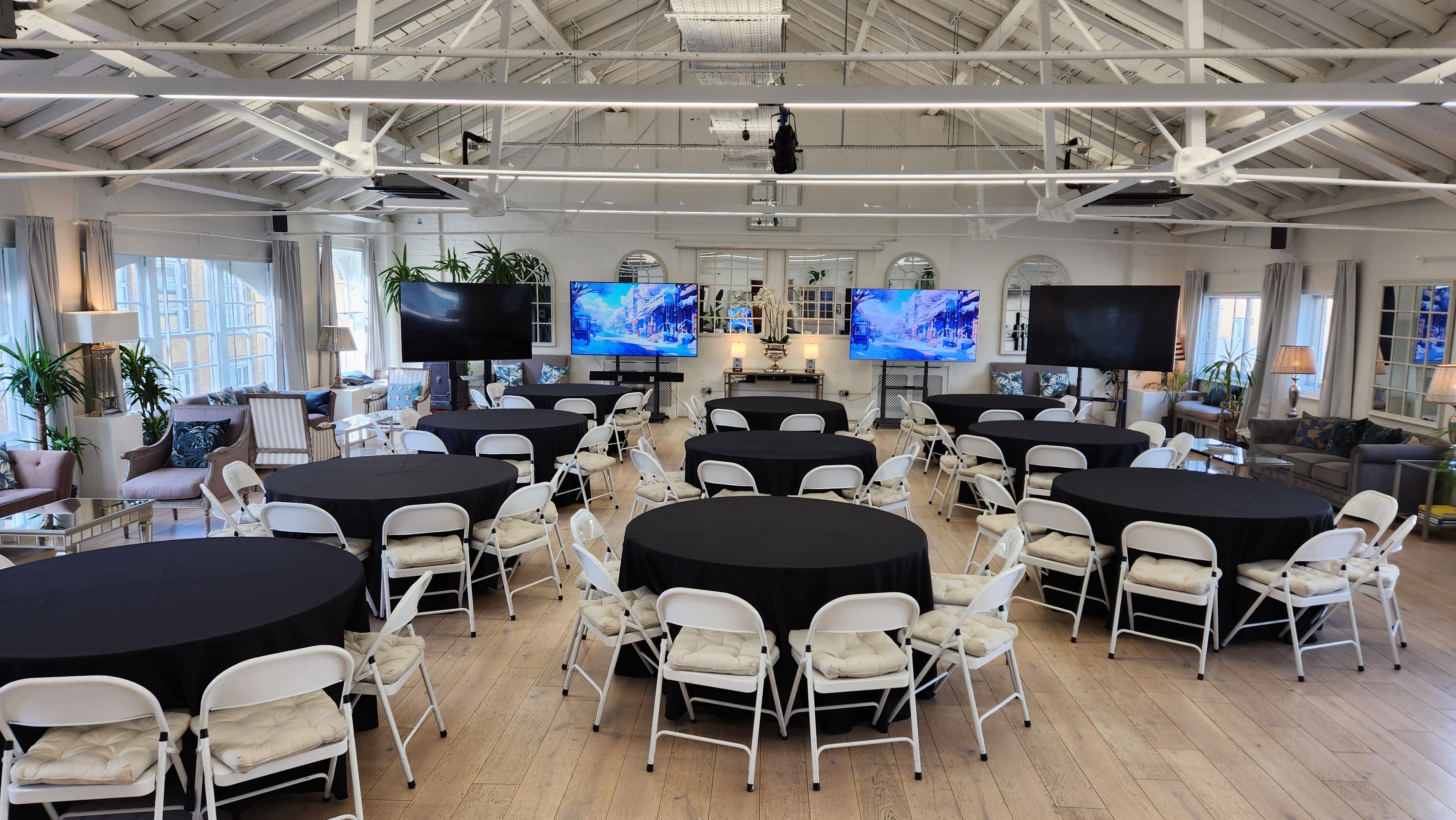 The New White Loft 37