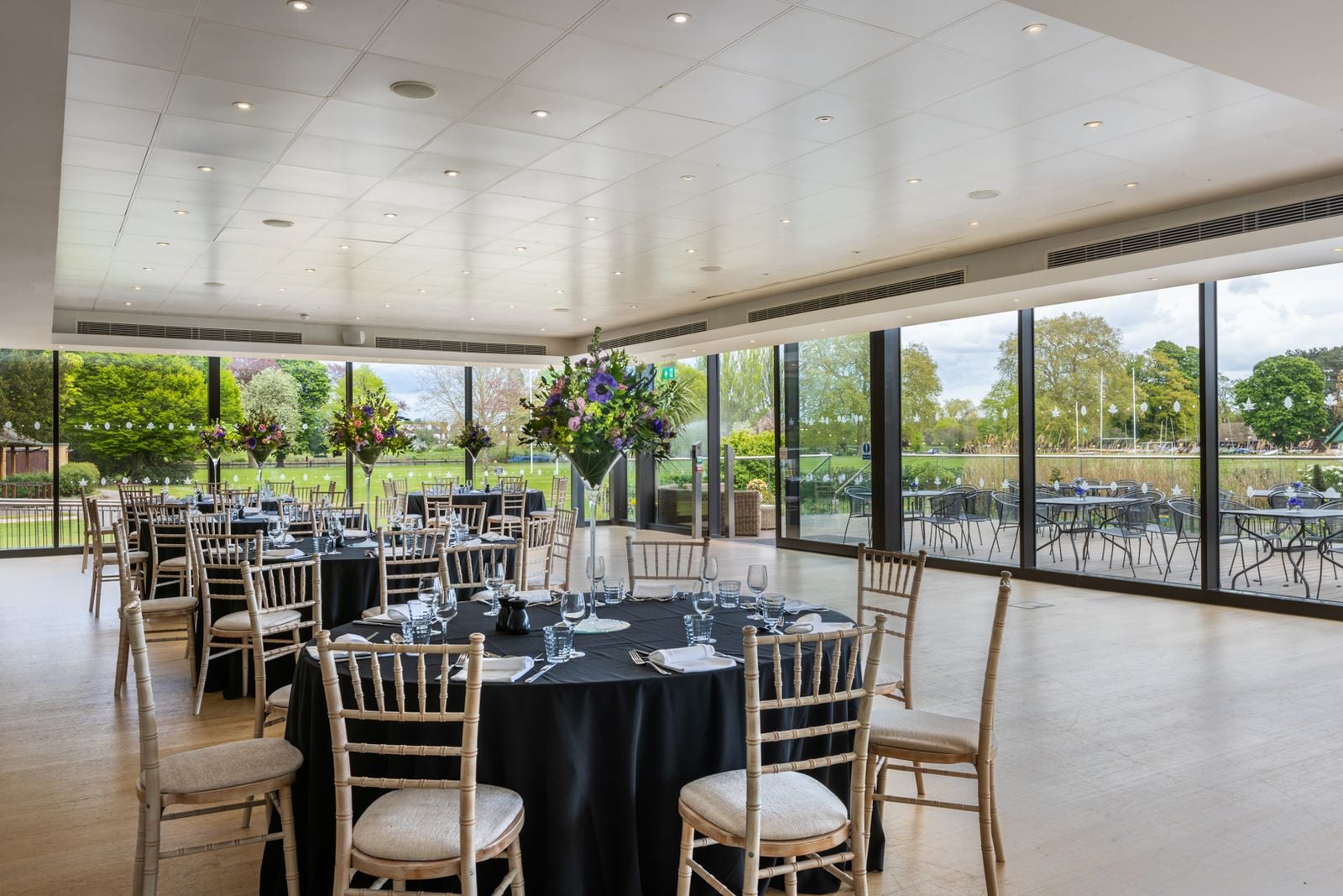 Thames View Suite 1