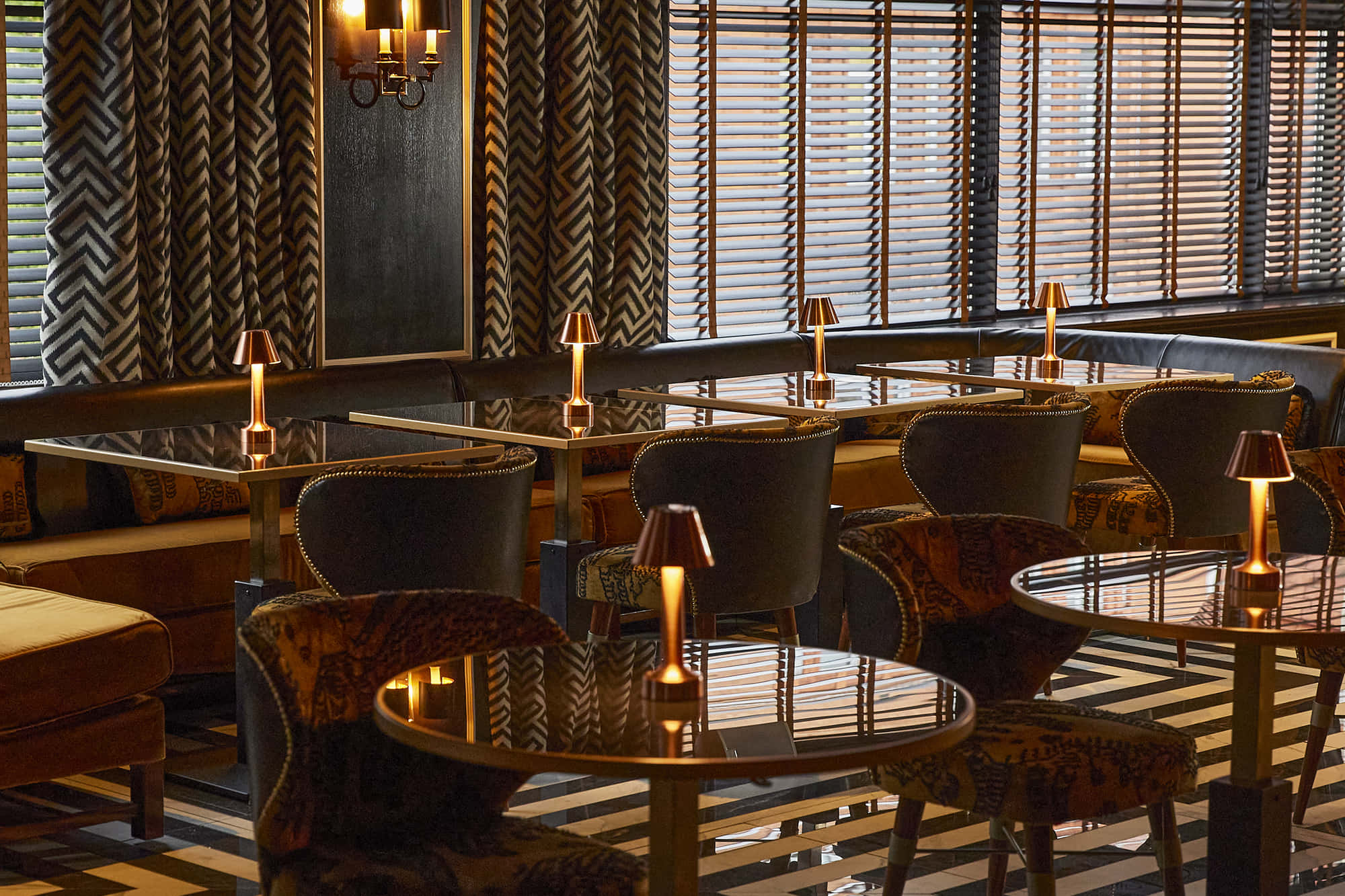 PRIVATE ROOM & LOUNGE BAR - 2ND FLOOR 1