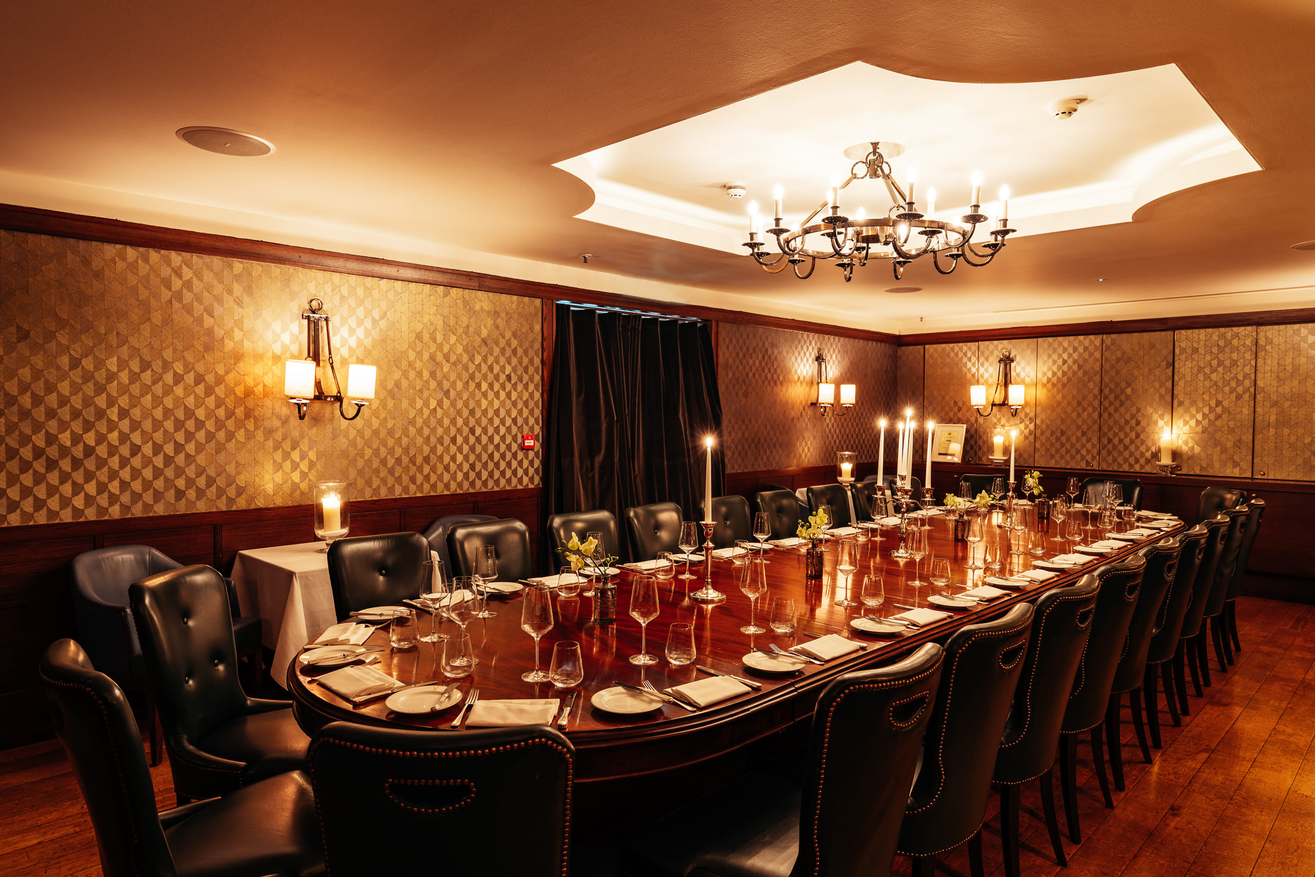 Lindsay Room 3D tour