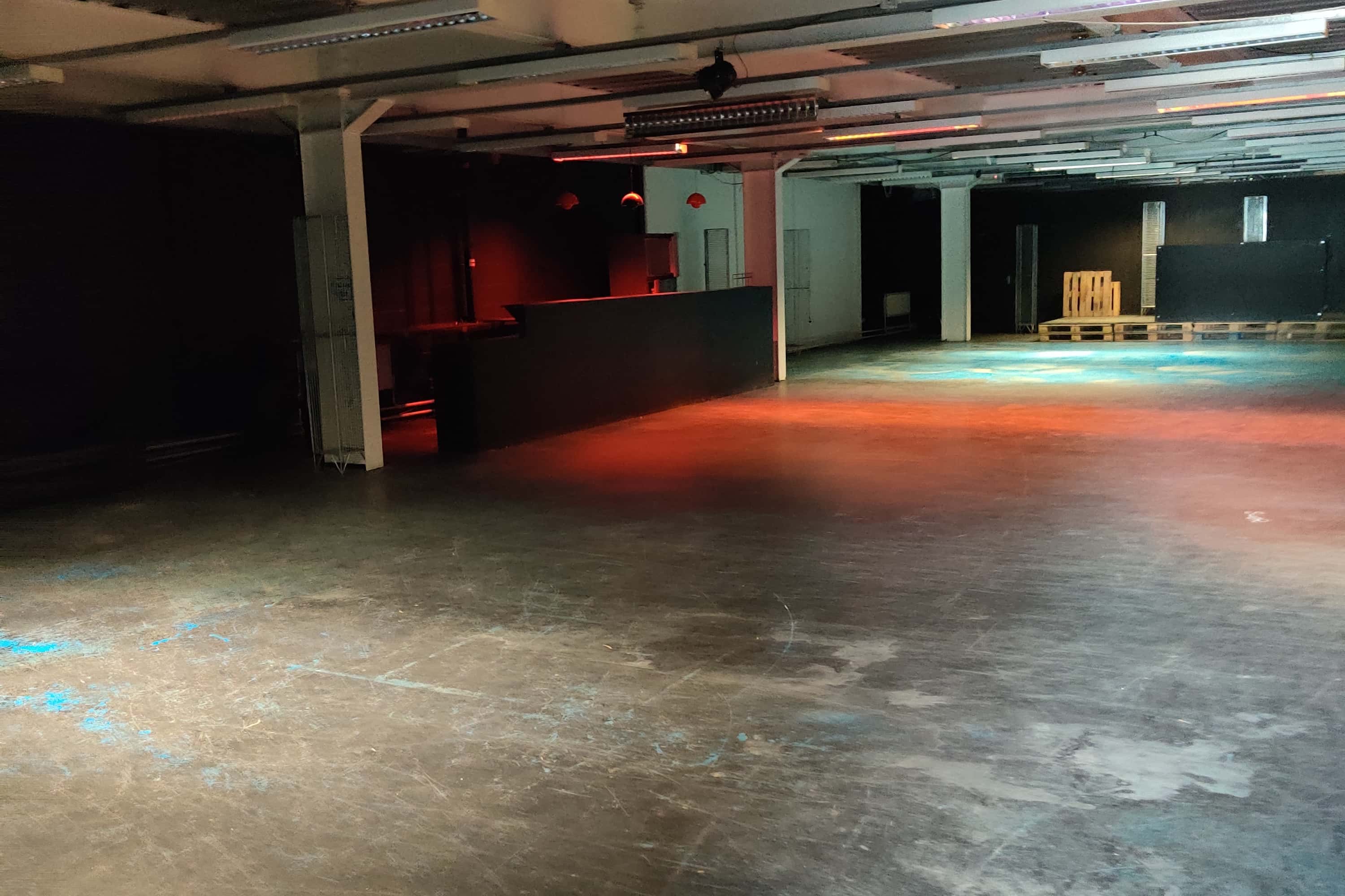 U7 Studios (Hideaway) 5