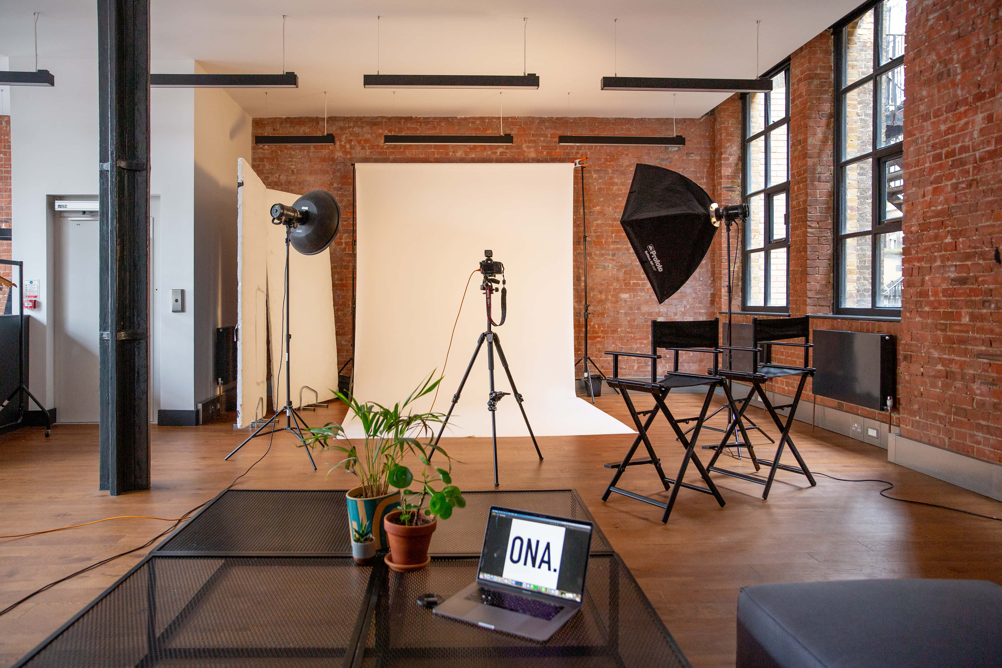 Ona. Studio - Central London Photo / Video Studio 1