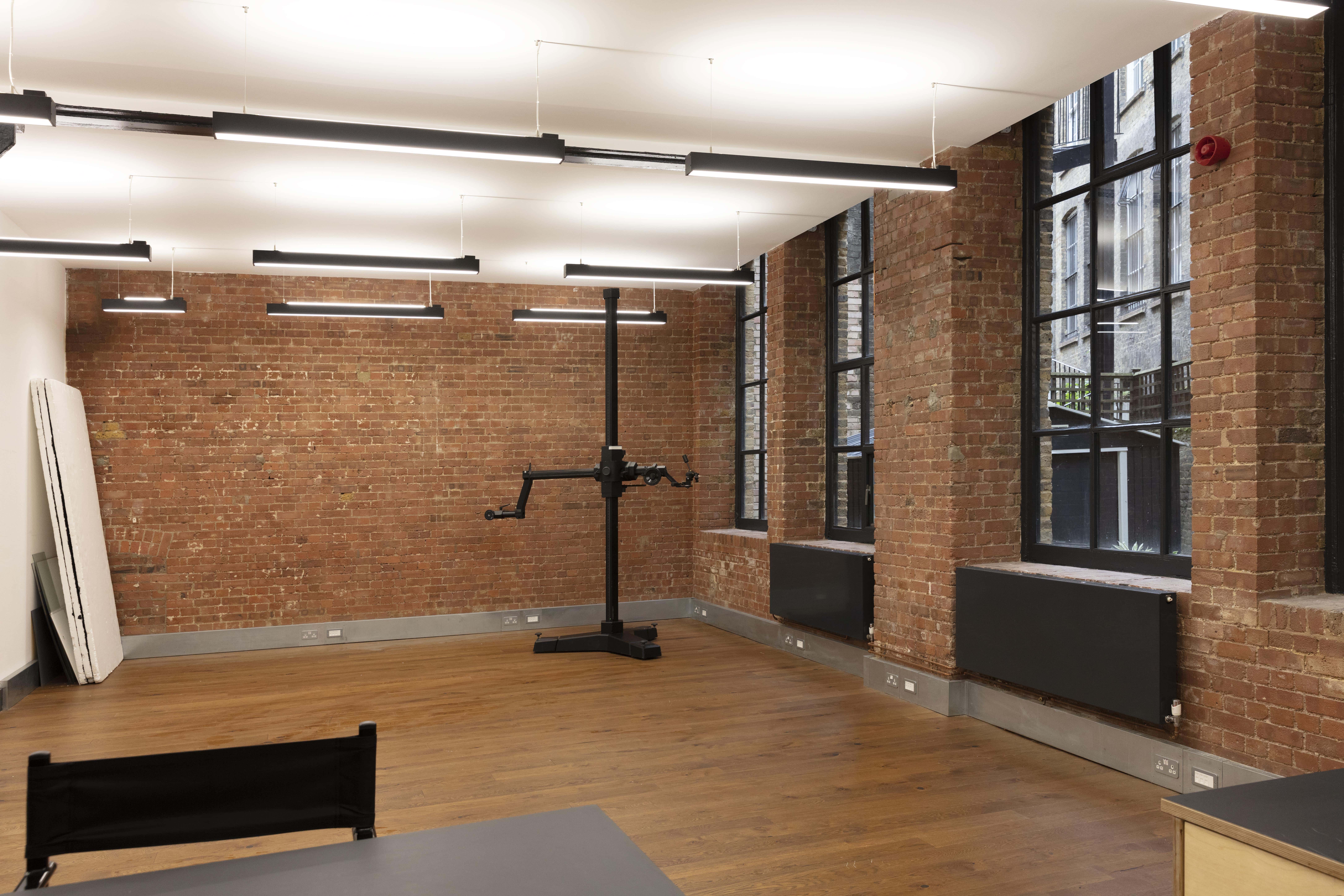 Ona. Studio - Central London Photo / Video Studio 10