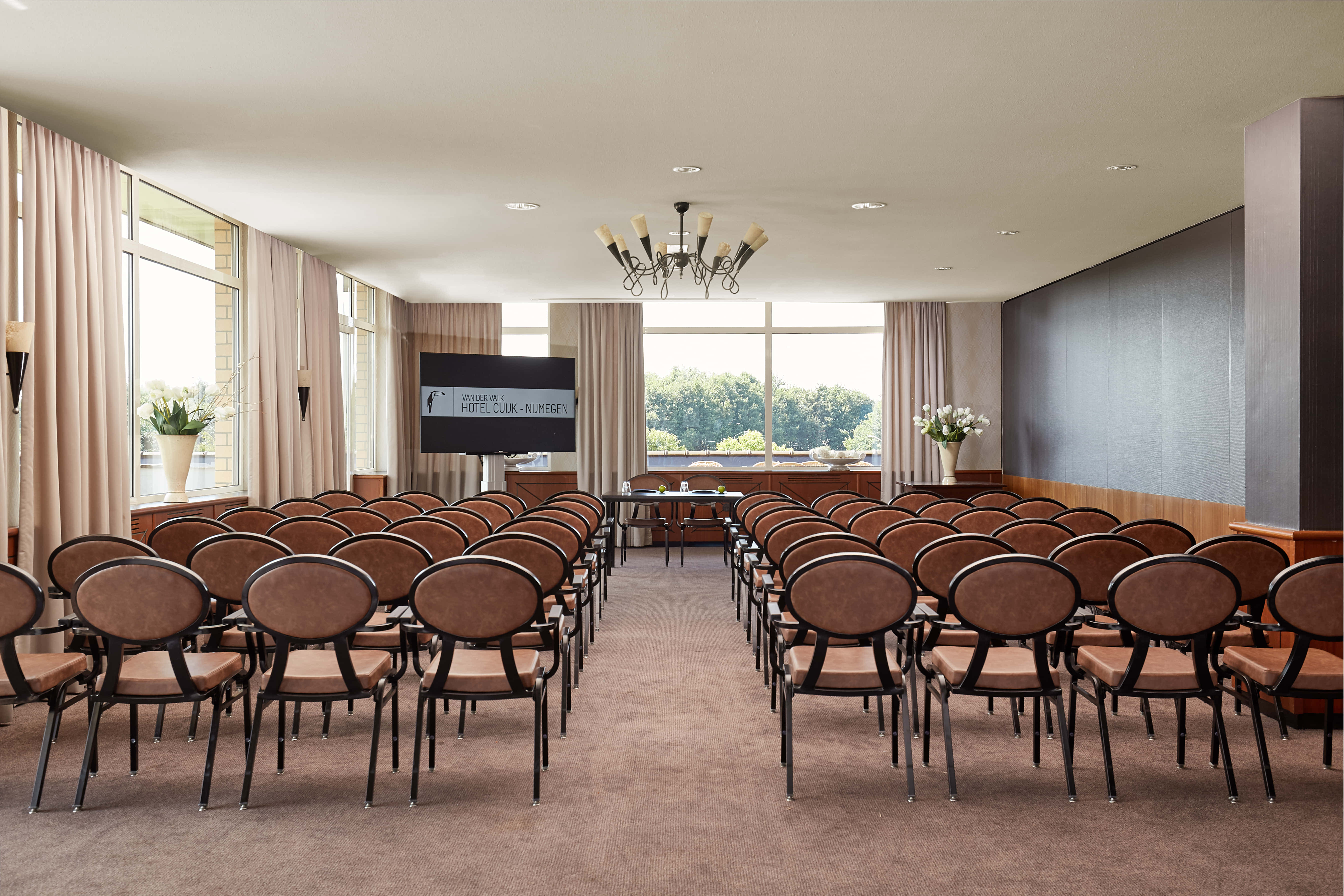 Rijn, Vecht, Maas & Waal 0