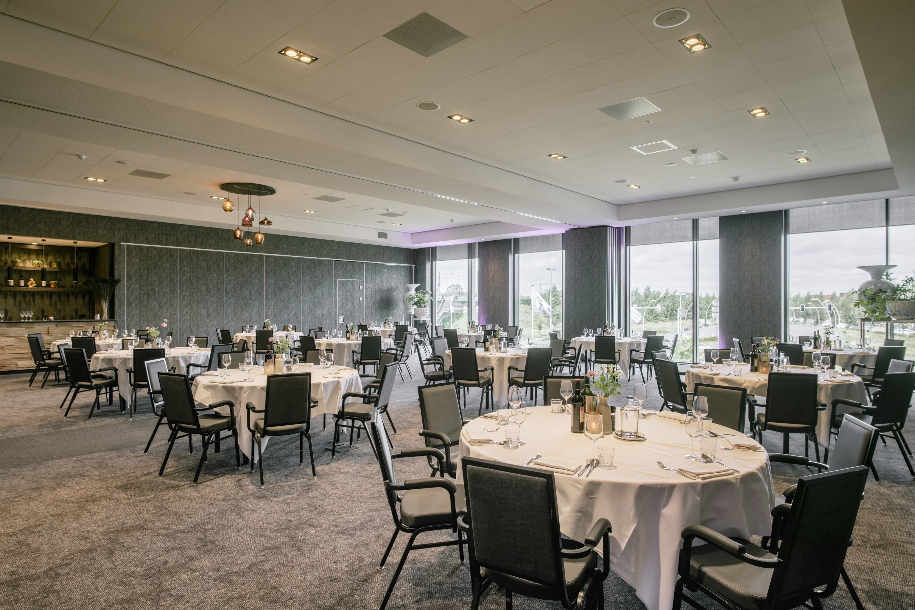 Zaal 1-2-3-4- / Waalsprong 1-2-3-4 2