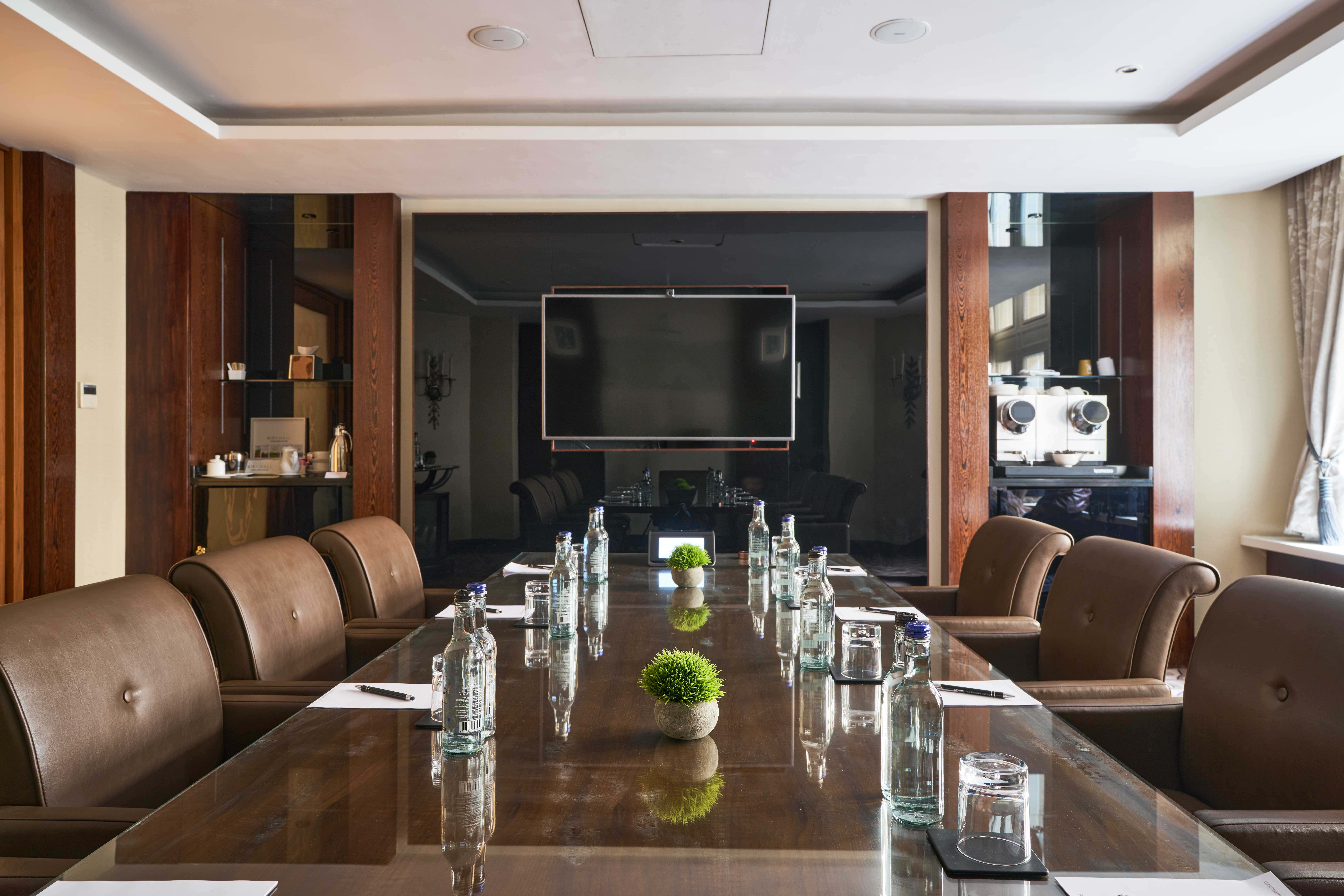 Executive Boardroom 3D tour