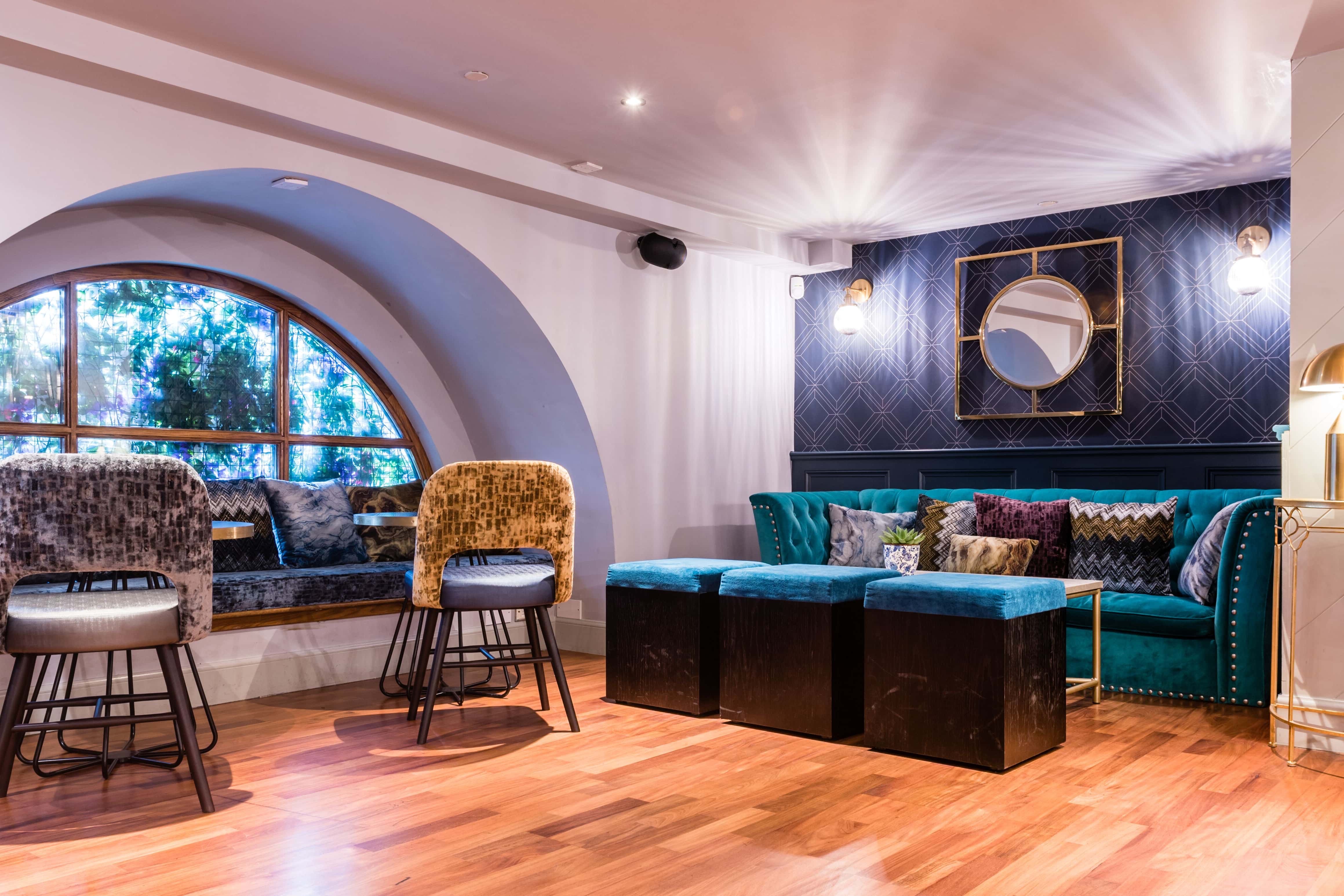 Caffe / Prosecco Bar 1