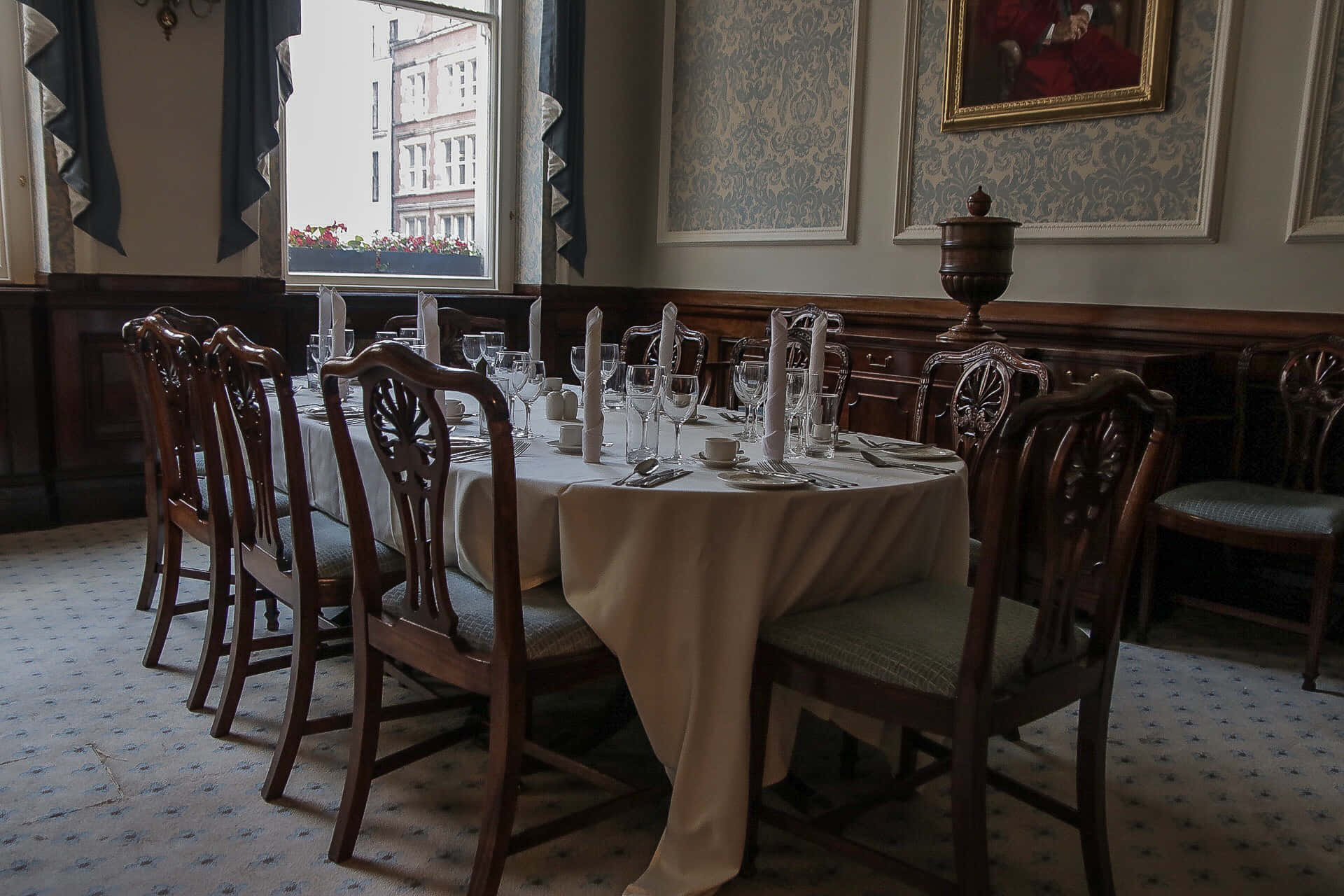 The Mike Clare Room 2