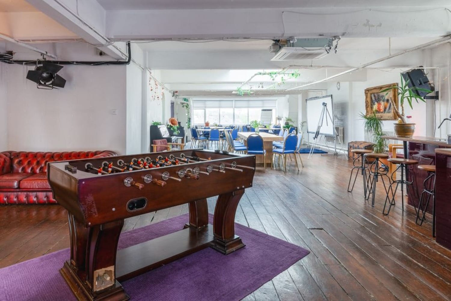 4th Floor (two adjoining studios with roof top terrace)  38