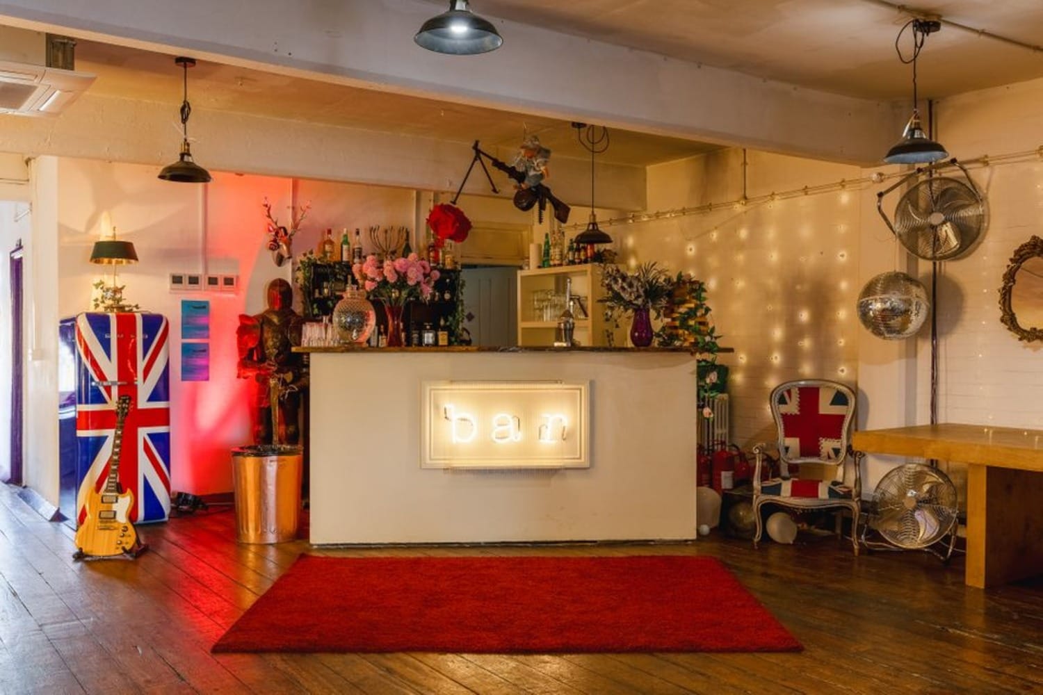 4th Floor (two adjoining studios with roof top terrace)  36