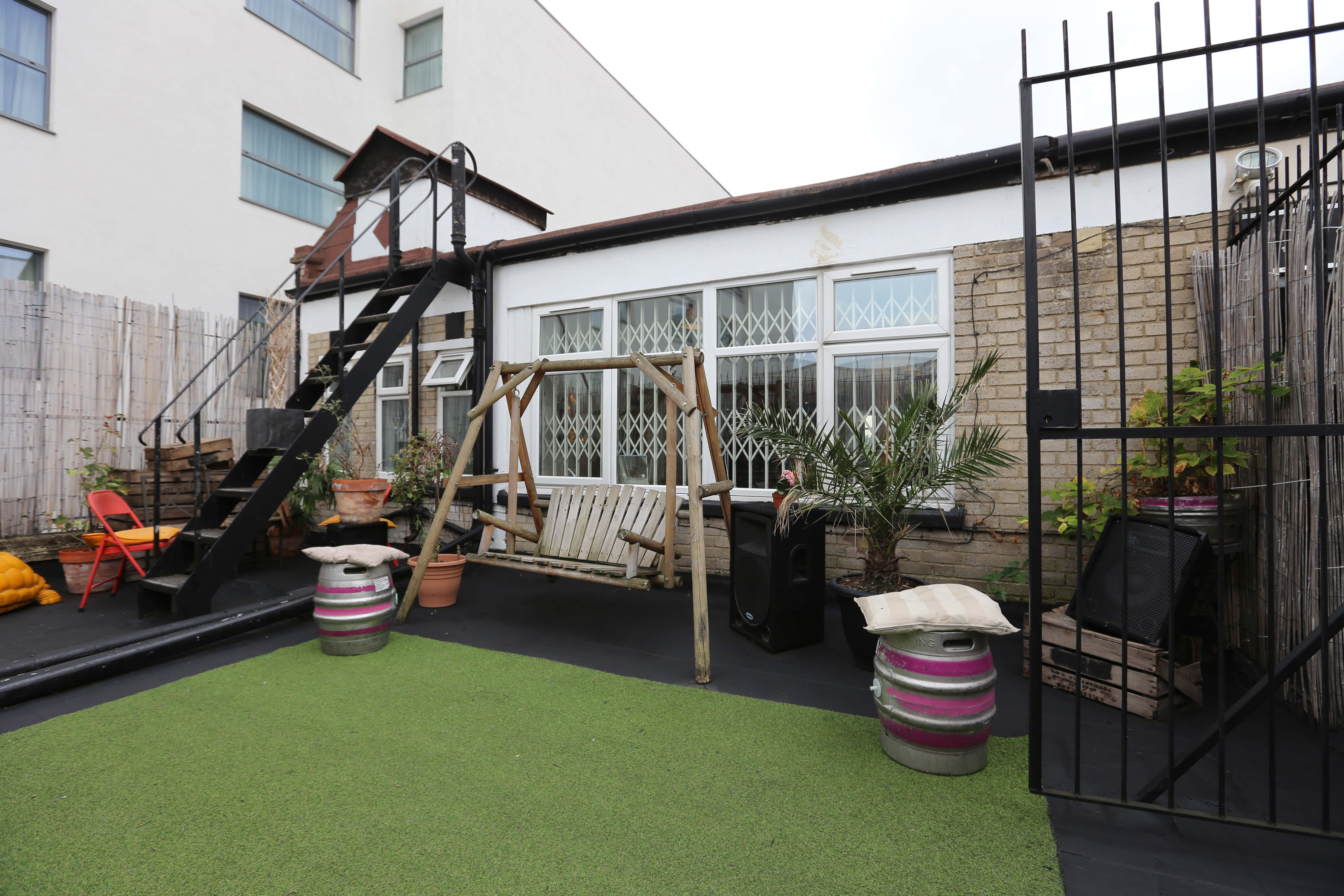 4th Floor (two adjoining studios with roof top terrace) 34