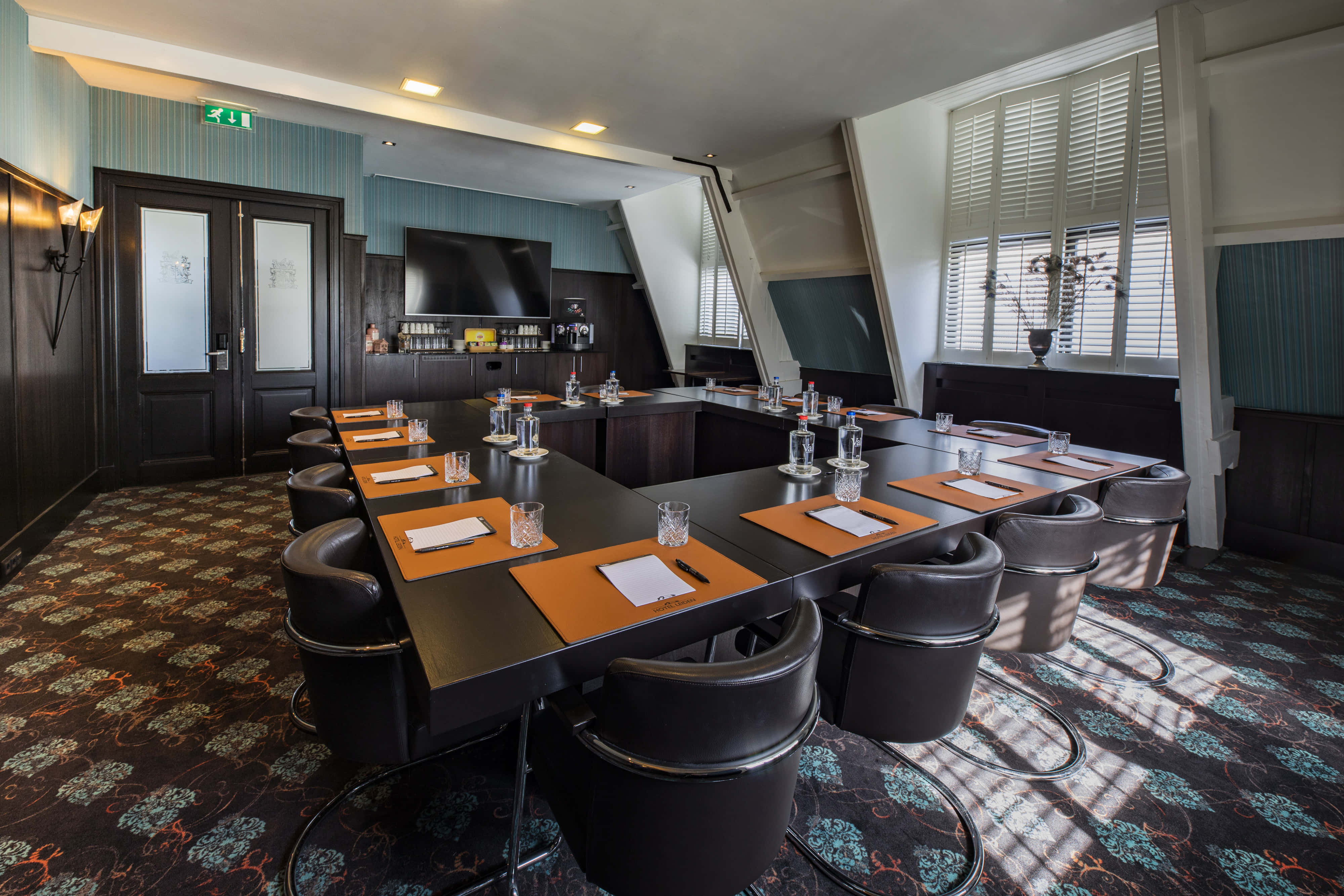 Boardroom 7 0