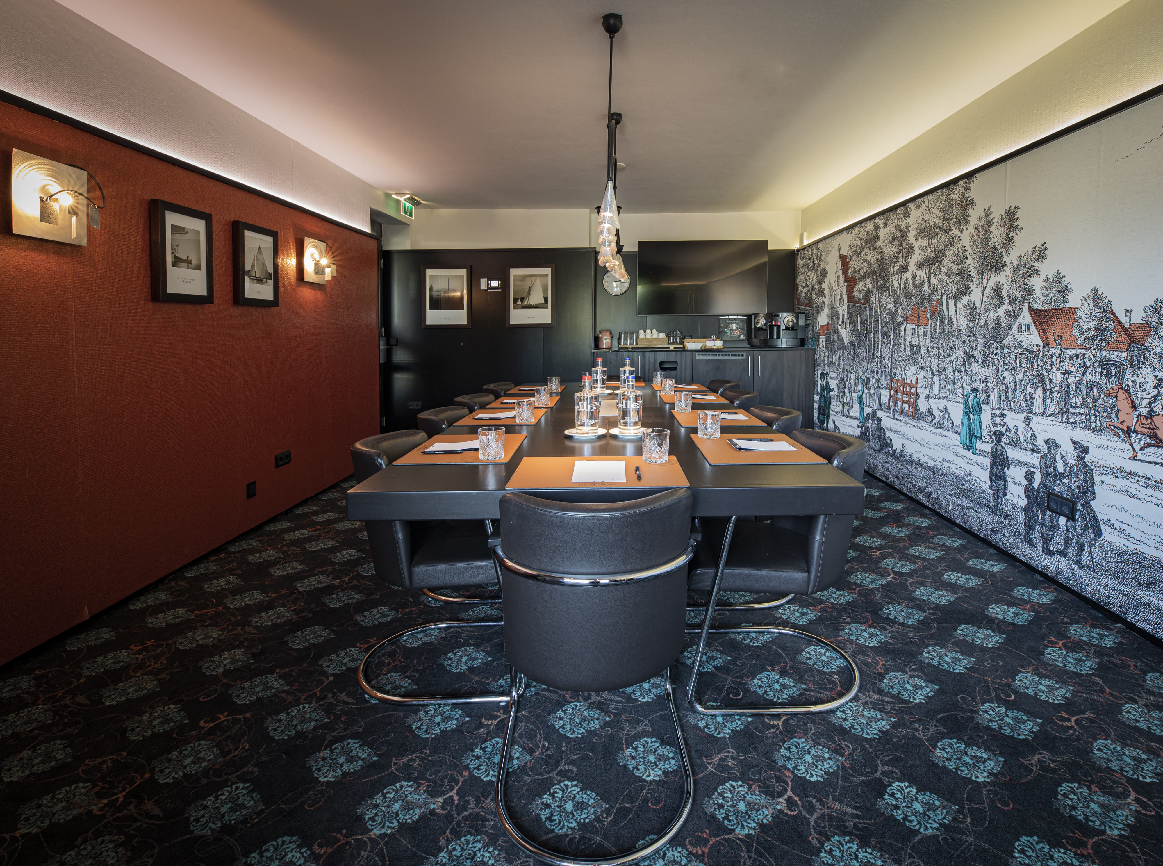 Boardroom 10