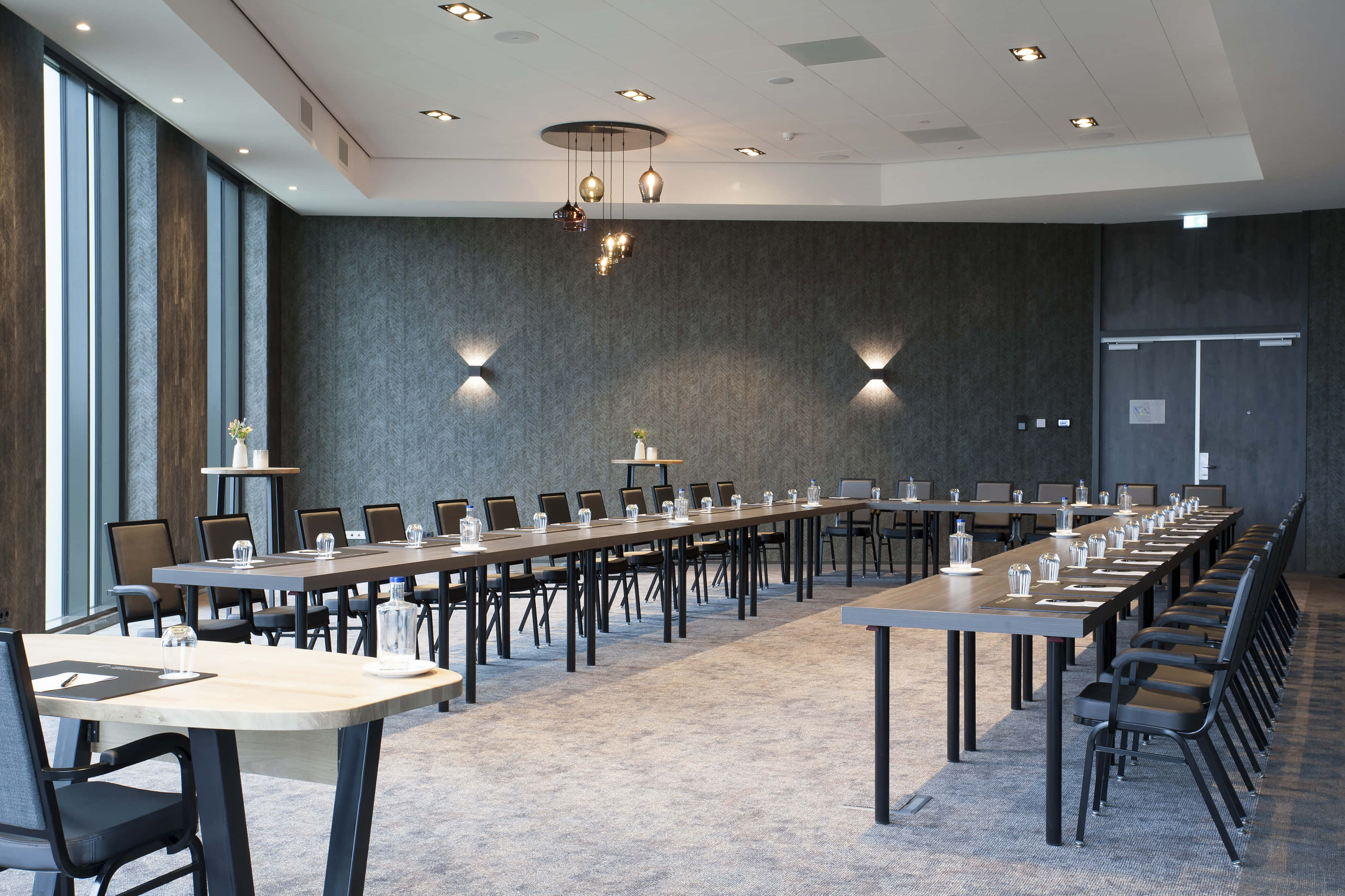 Zaal 4 / Waalsprong 4 0