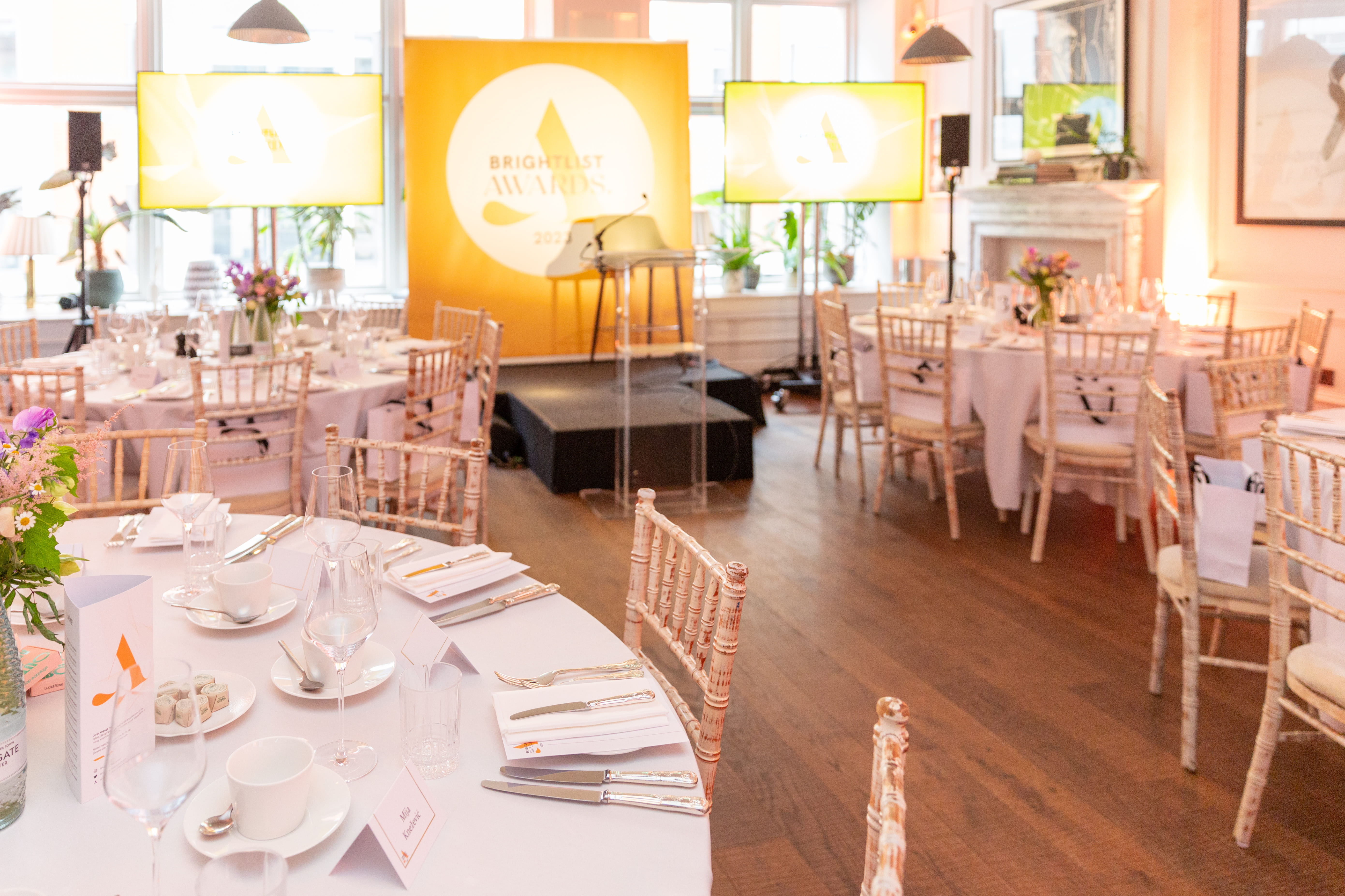 First Floor Restaurant 