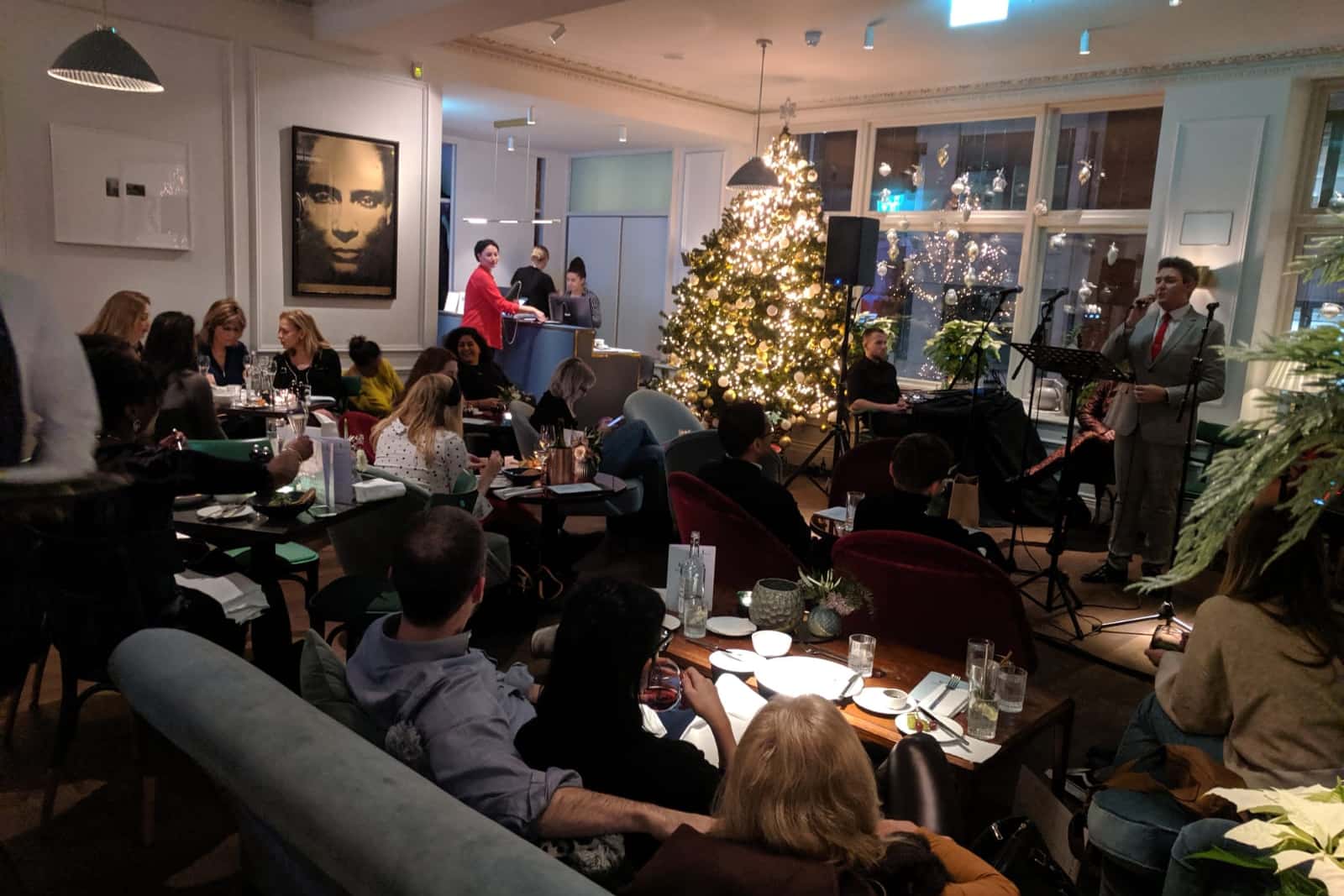 First Floor Restaurant 5