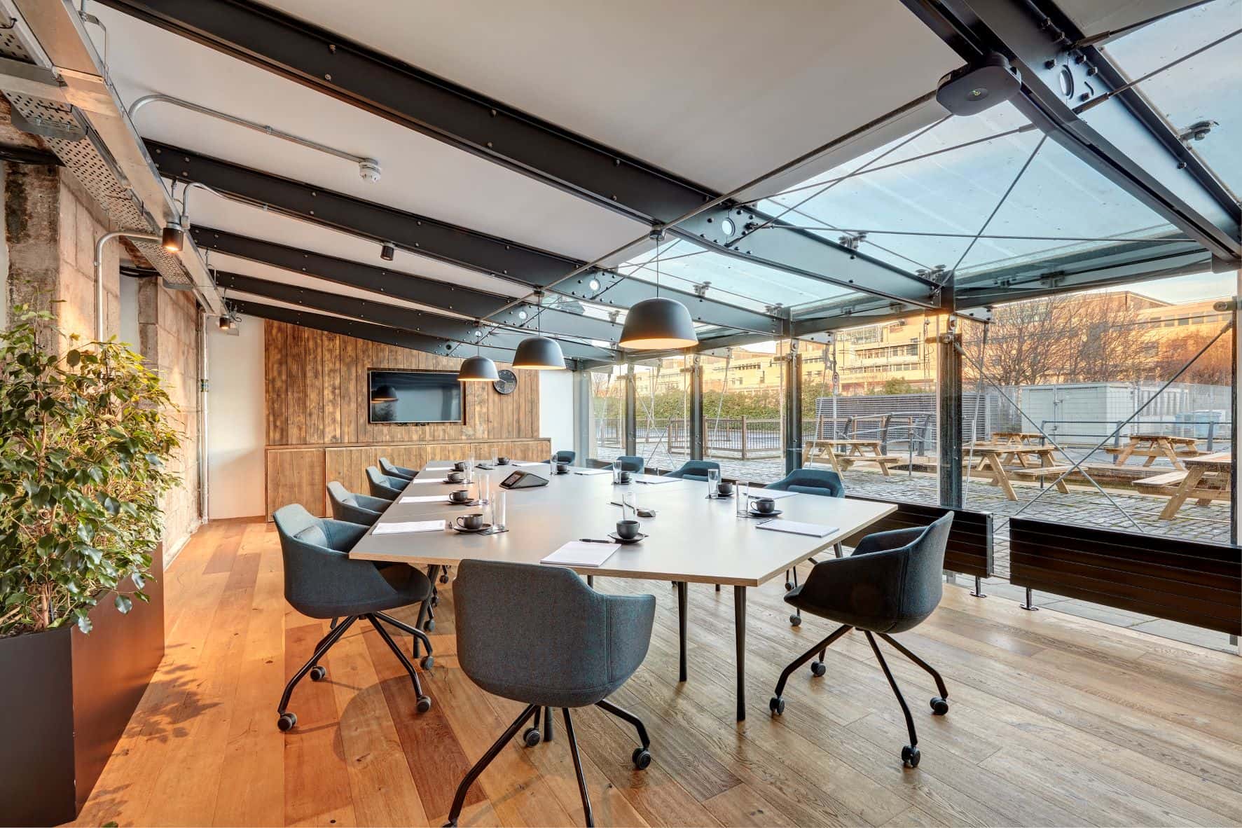 Clockwise Edinburgh Leith 3