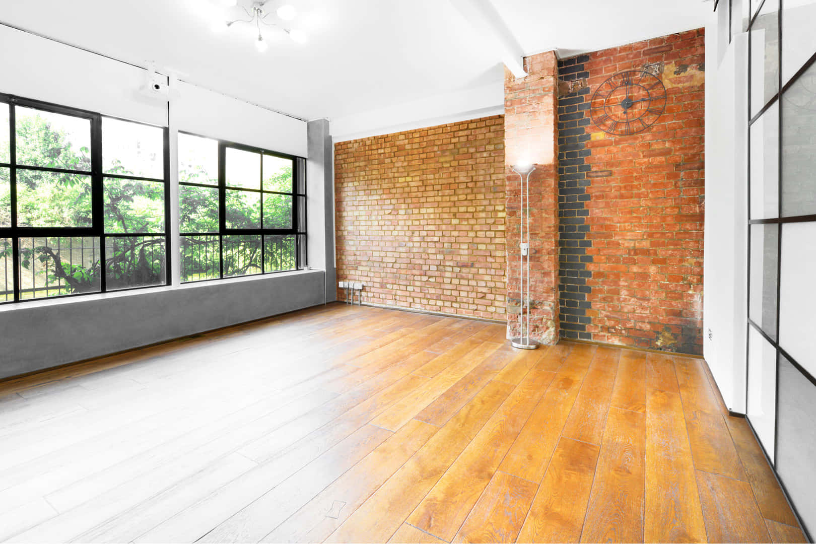 Studio 1 Apartment 4