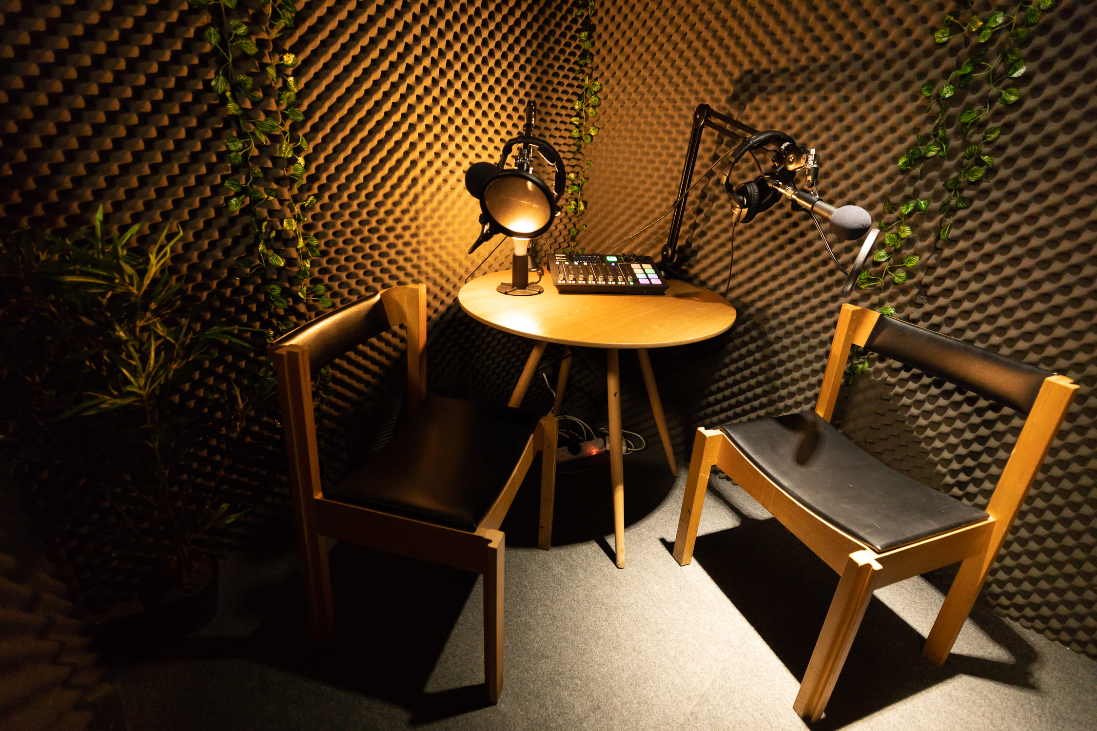 Content is Queen Peckham Recording Studio  6