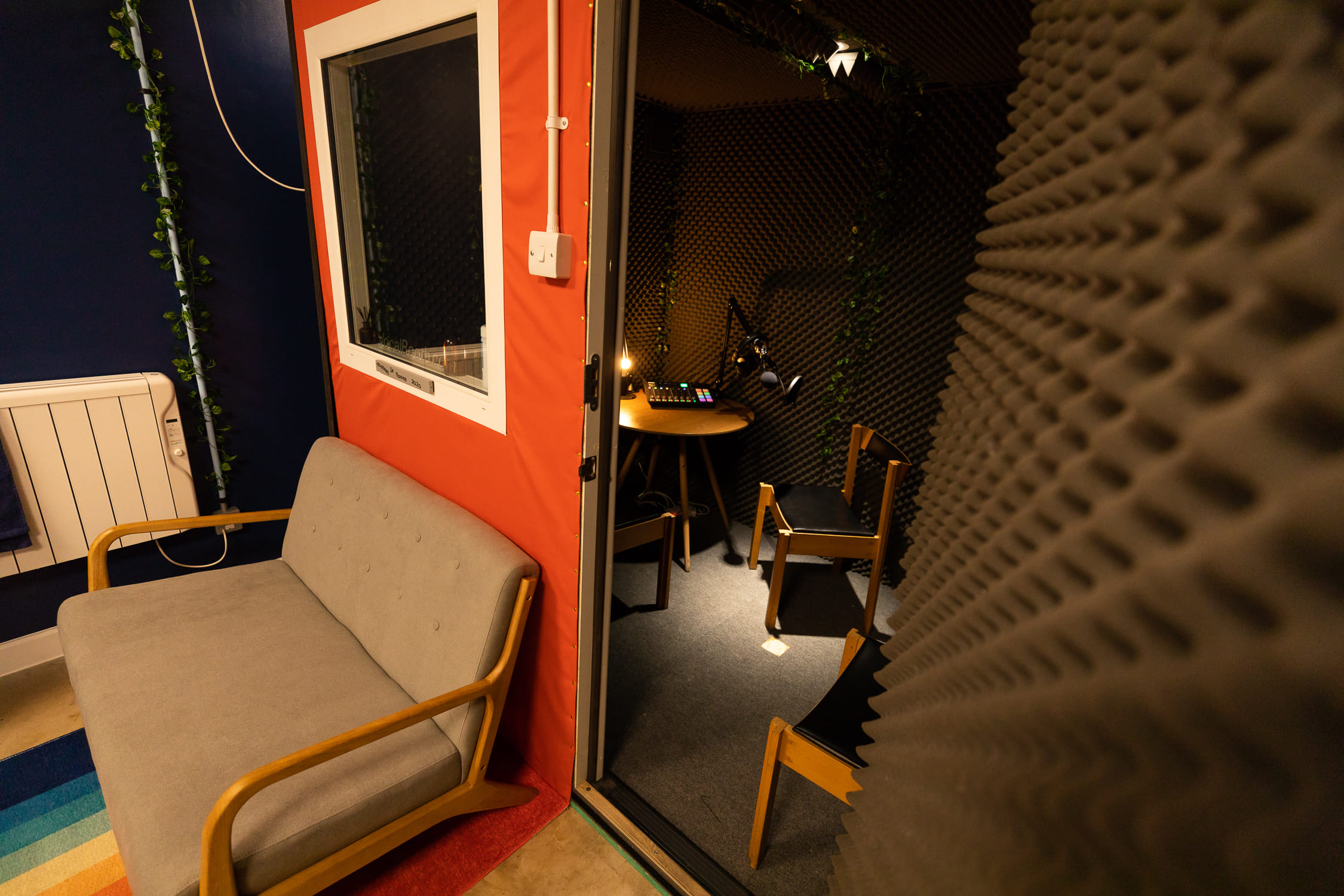 Content is Queen Peckham Recording Studio  1