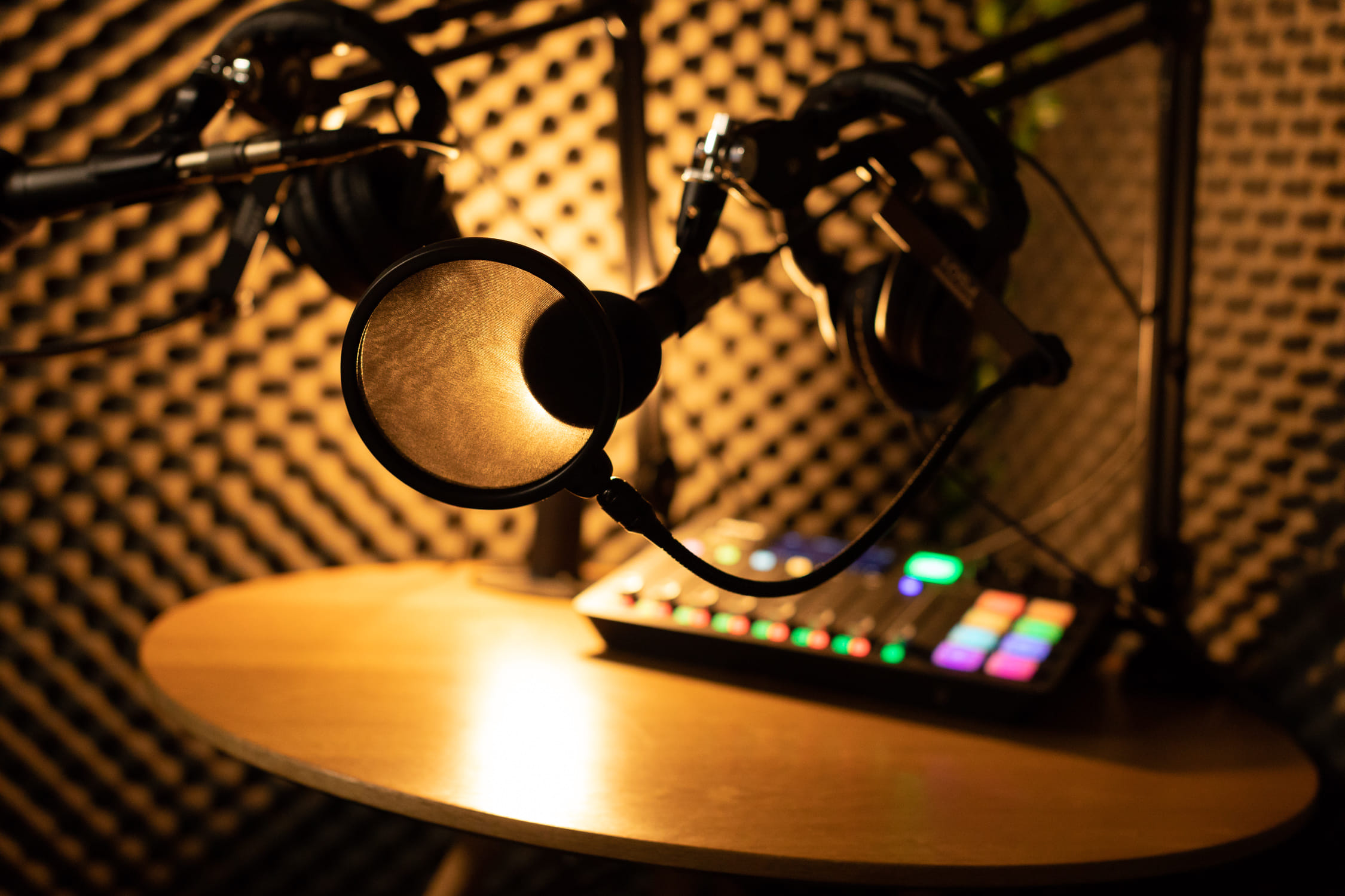 Content is Queen Peckham Recording Studio  5