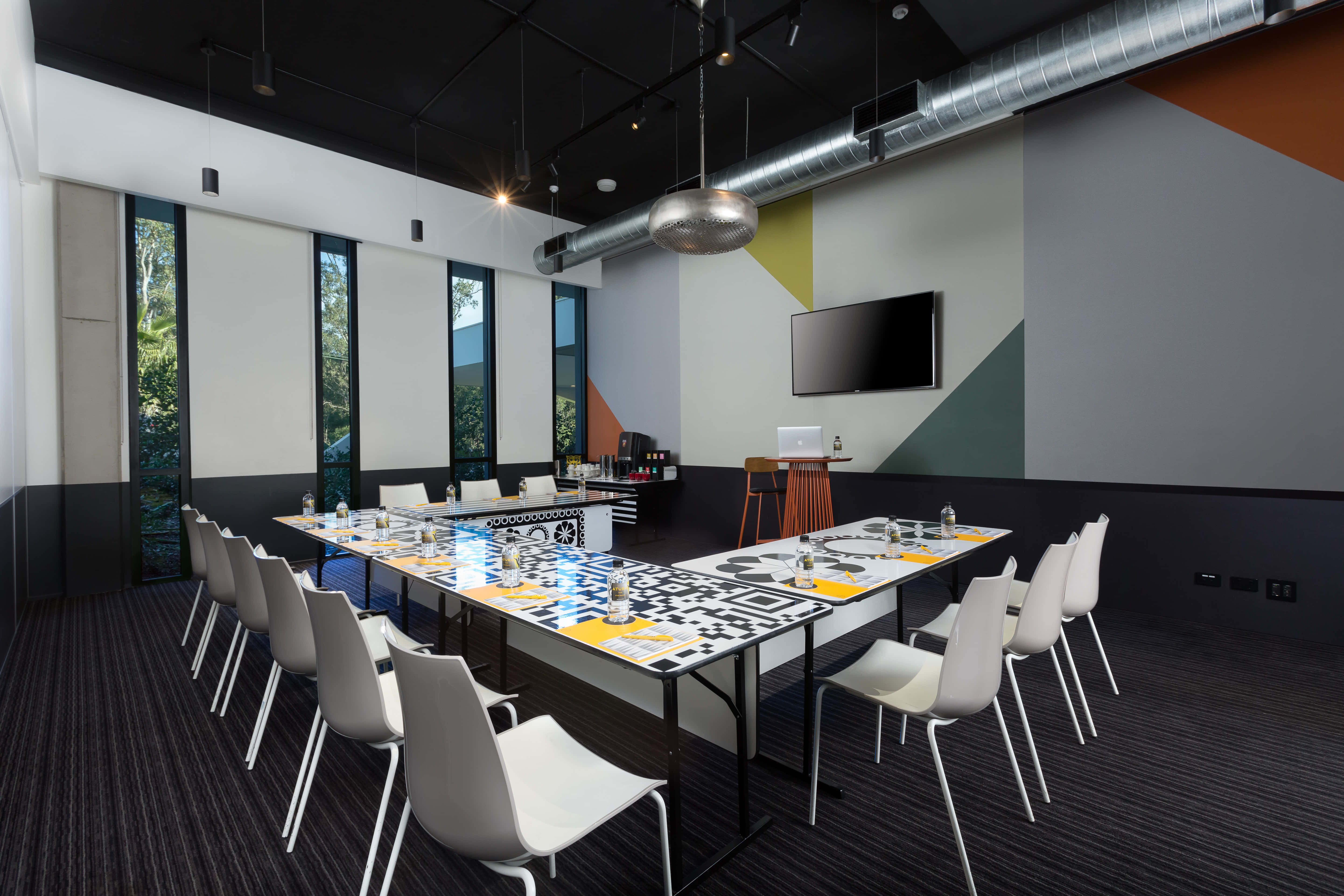 Phillip + Macquarie 0