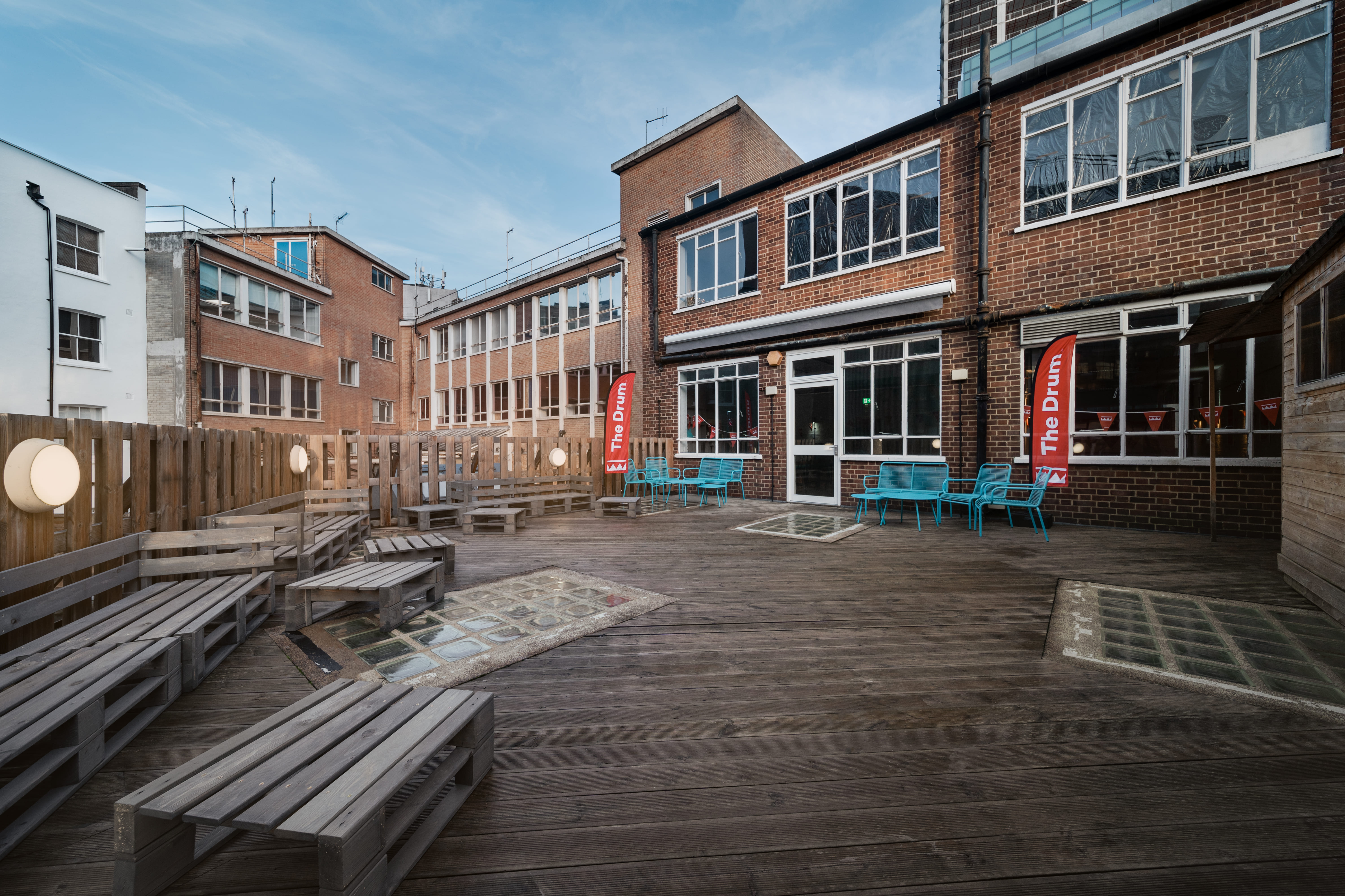 The Drum Bar & Terrace 4