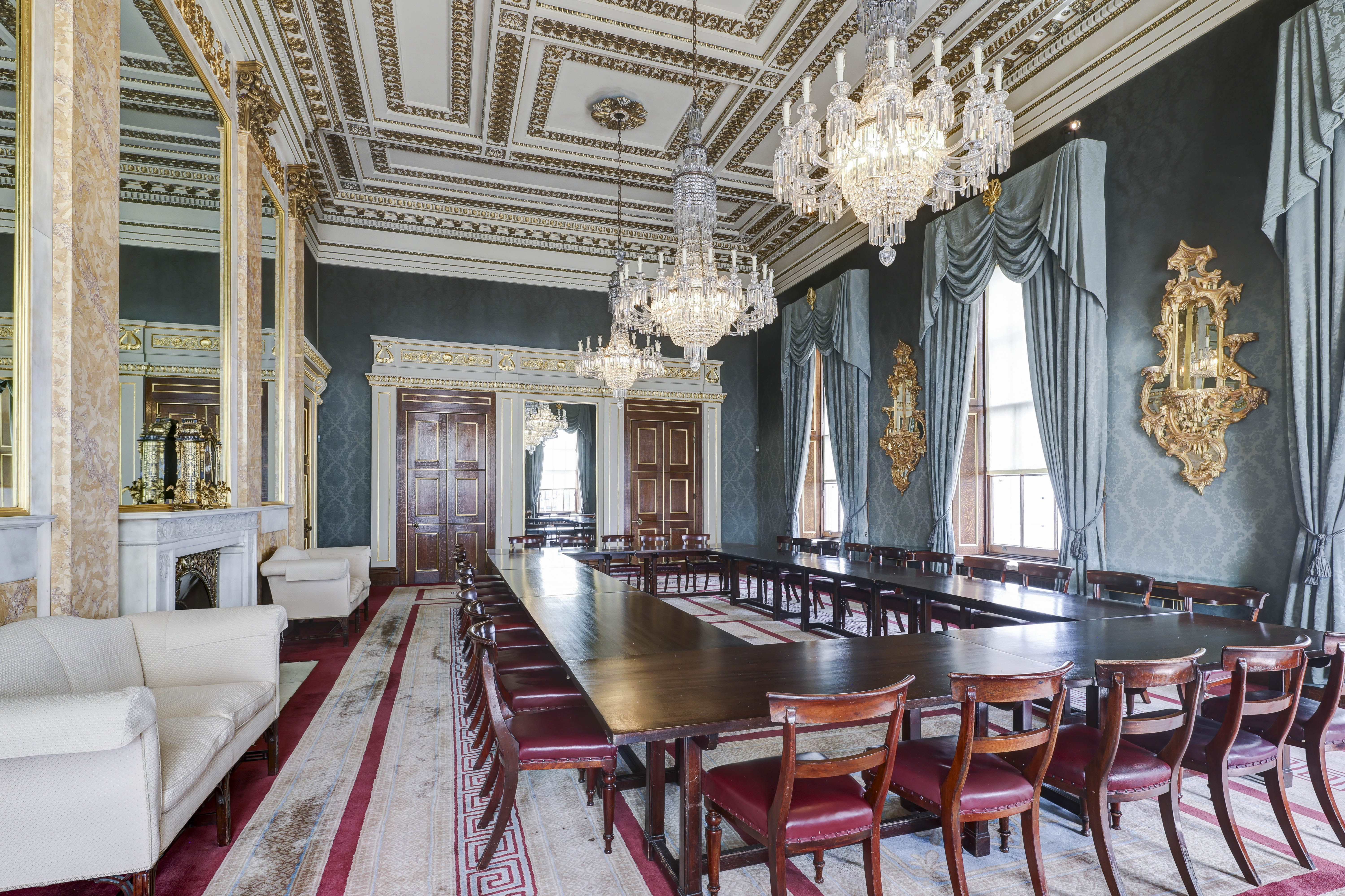 Court Drawing Room 5