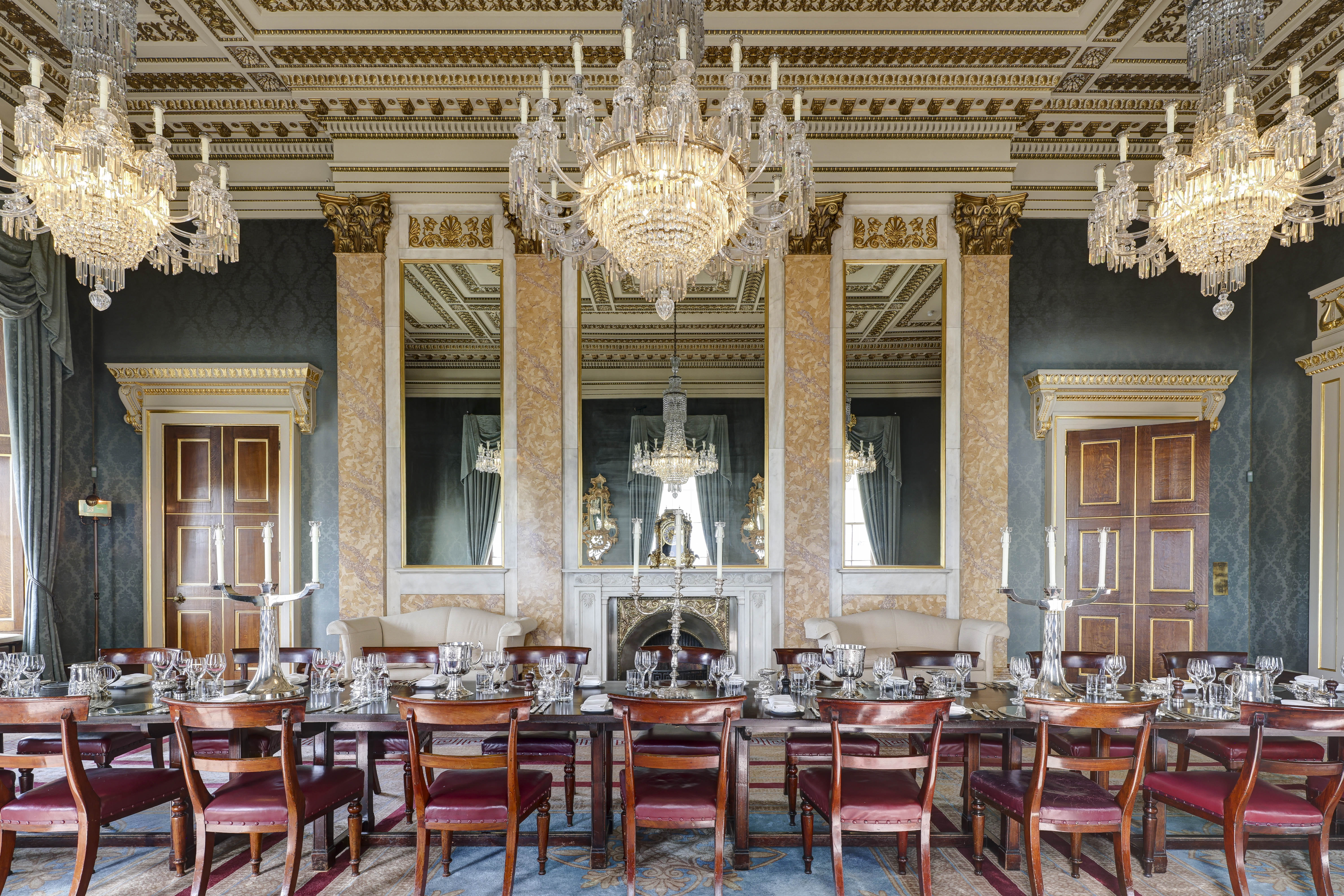 Court Drawing Room 3