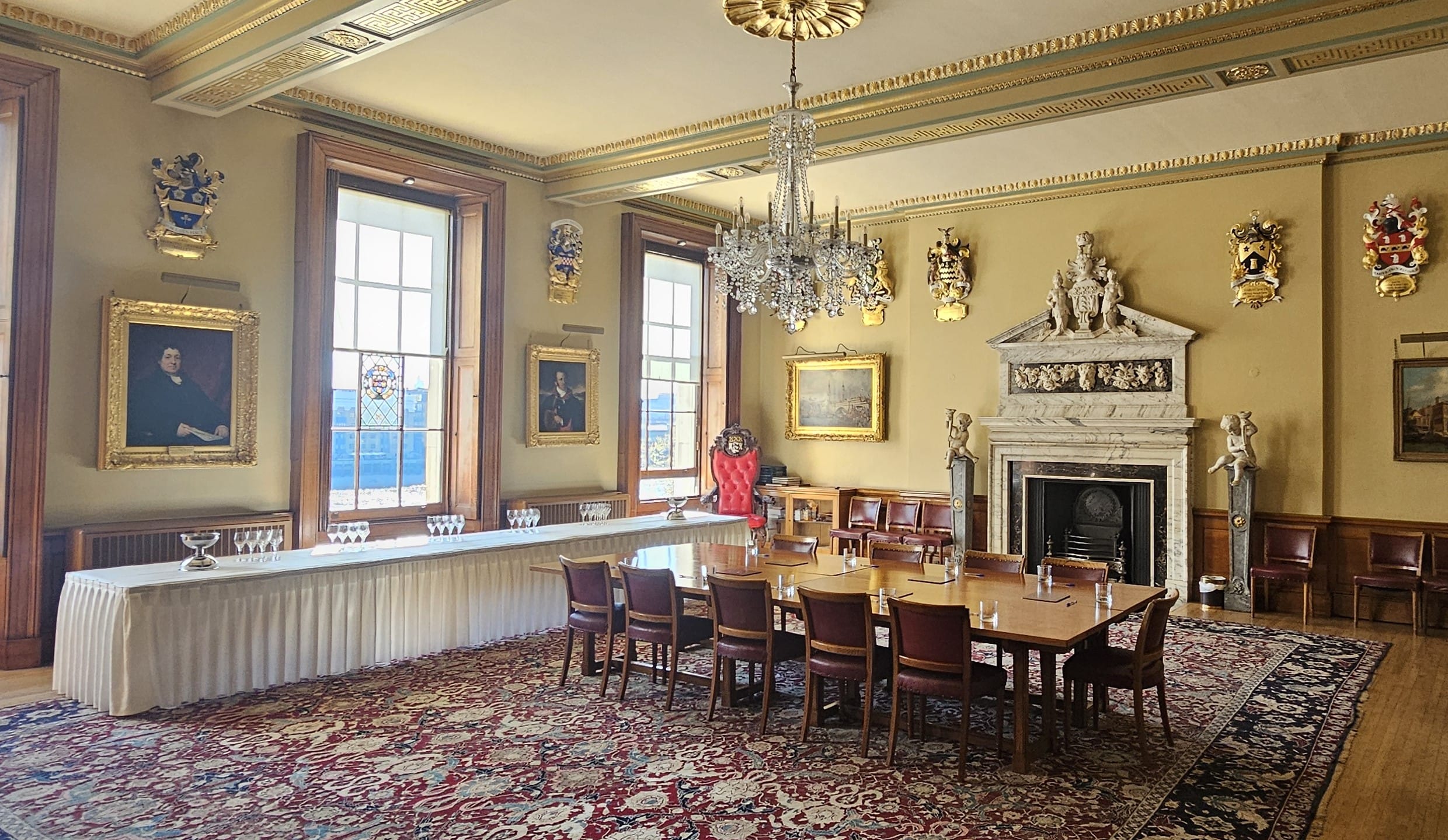 Court Room & Terrace 14