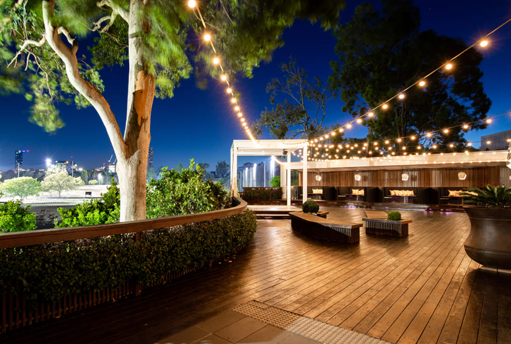 Marquee 8