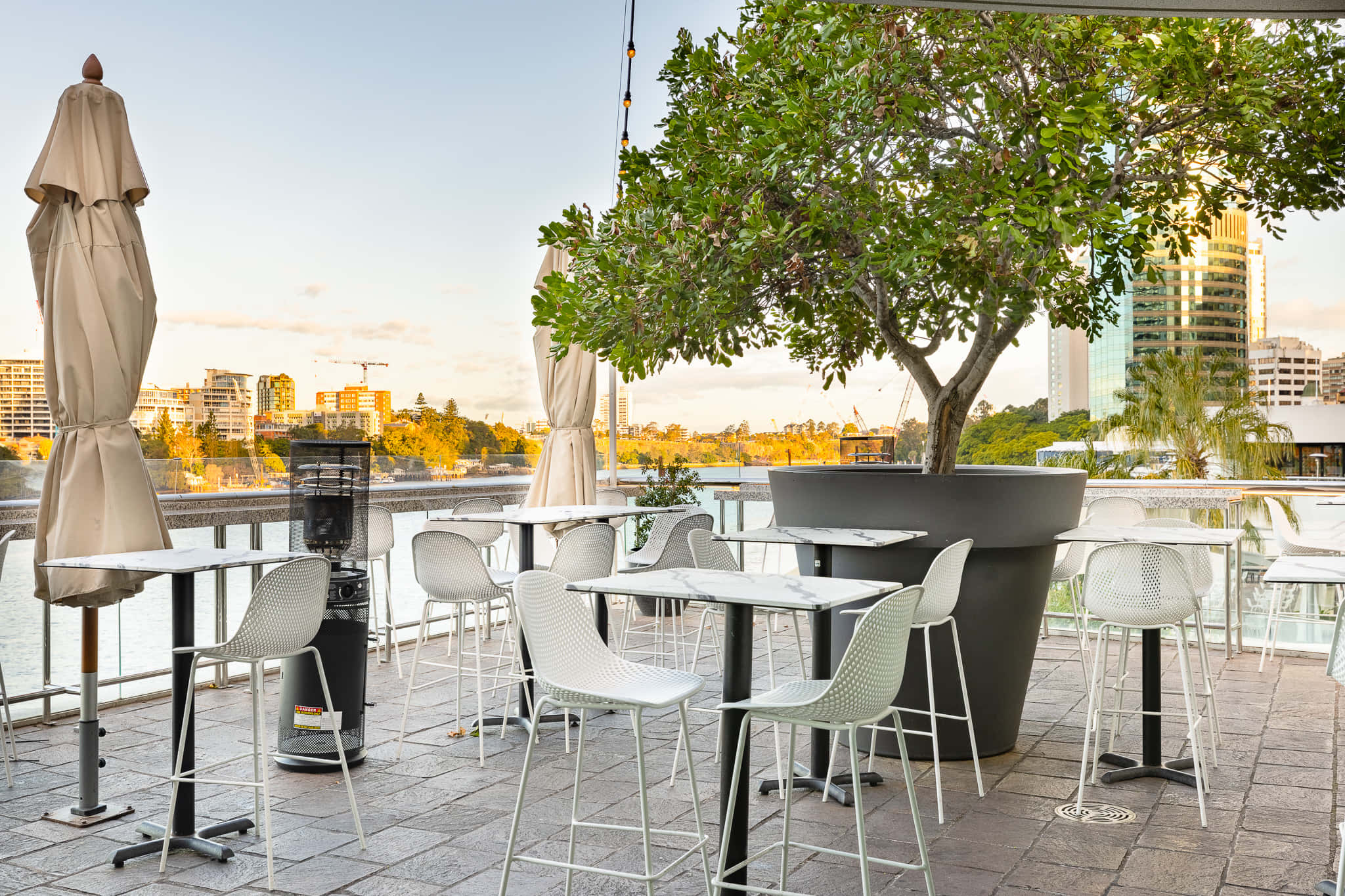 The Gatsby Terrace 3