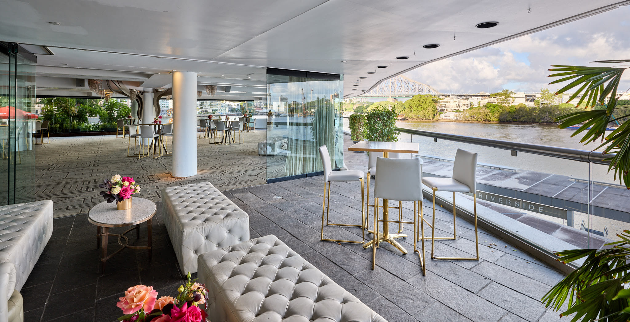 The Riverview Room 4