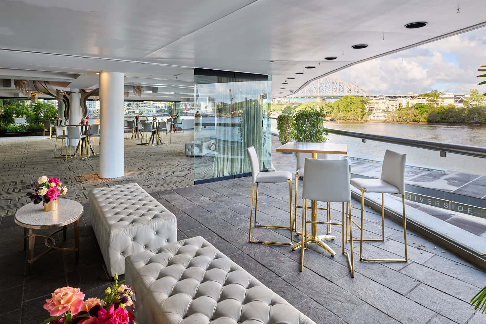 The Riverview Room 4