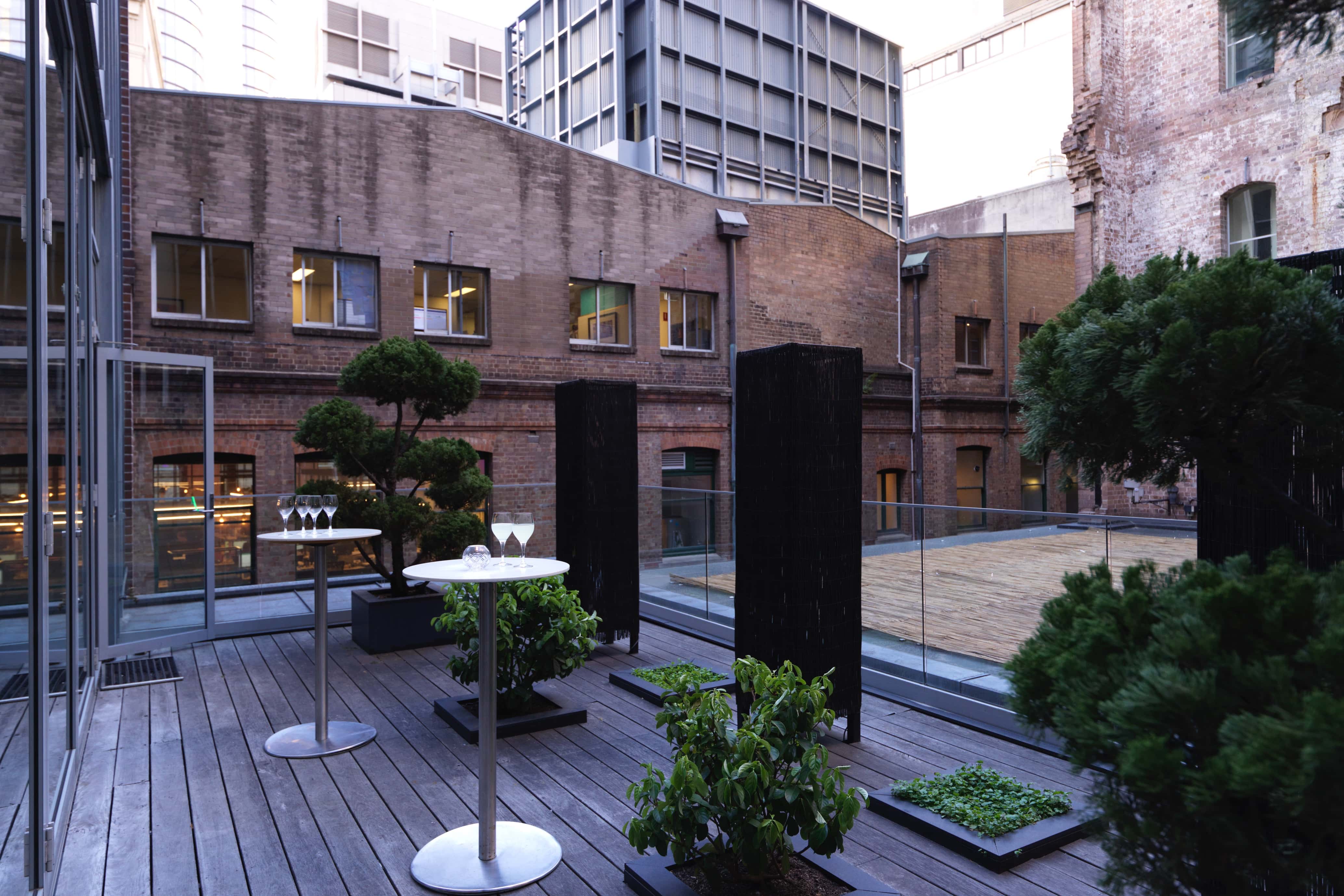 Establishment Ballroom 7