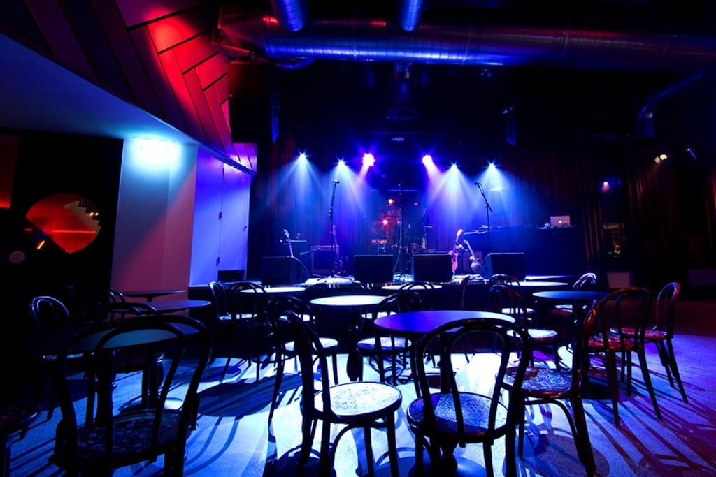 Upstairs Beresford 2